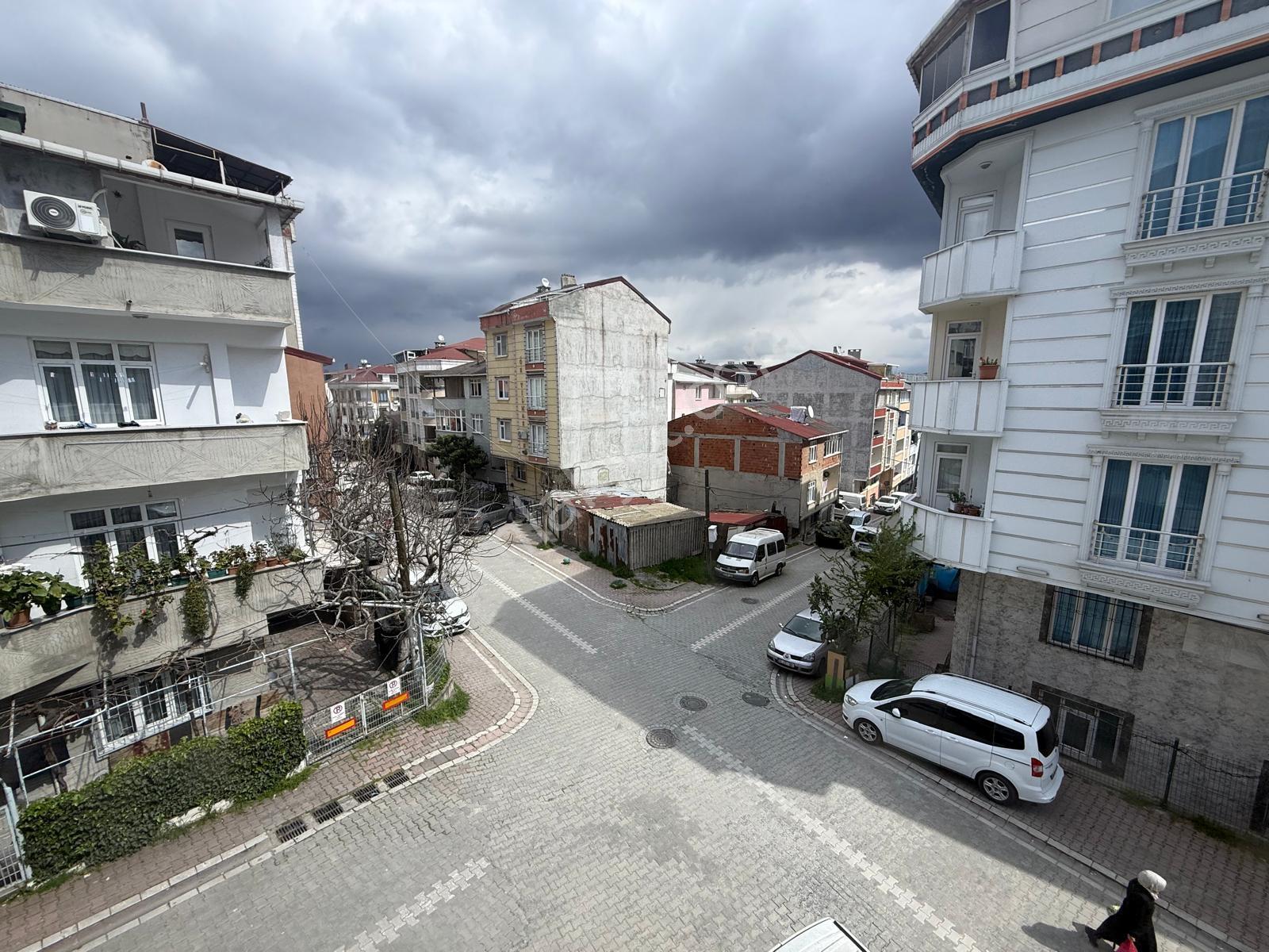 Remax Ekspres'ten Çift Balkonlu Ebeveyn Banyolu 2+1 Feraf Daire - Görsel 6