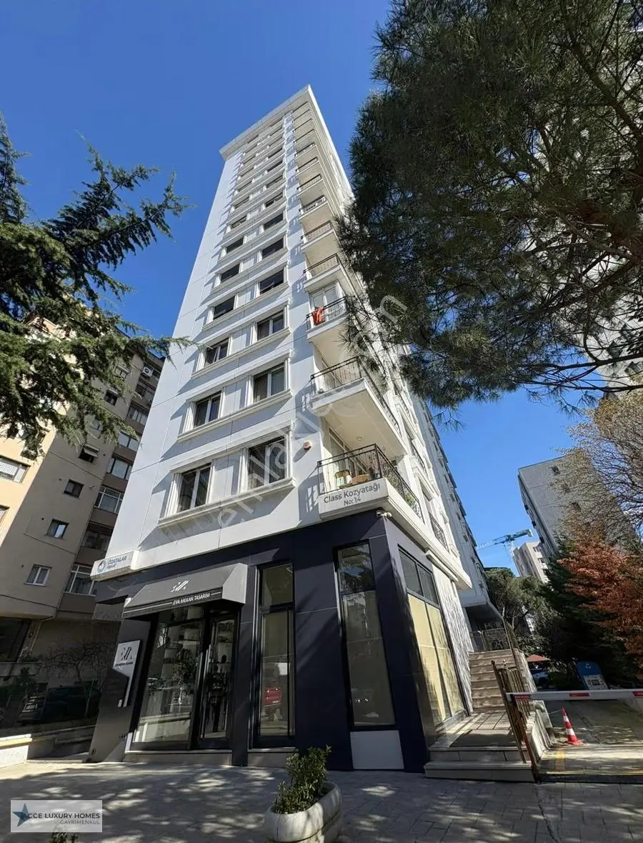 Kozyatağı'nda Önü Kapanmaz Ferah Balkonlu 3+1 Satılık Daire - Görsel 3