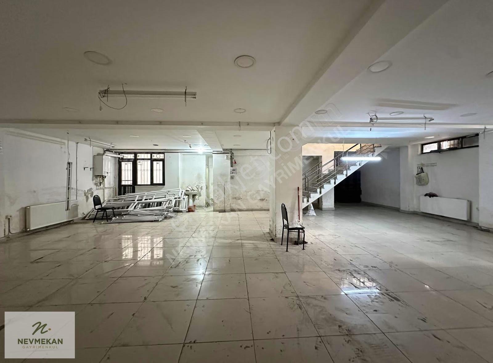 Nevmekan Gayrimenkulden Merkezi Yeni Binada 180m2 Kiralık Dükkan - Görsel 11