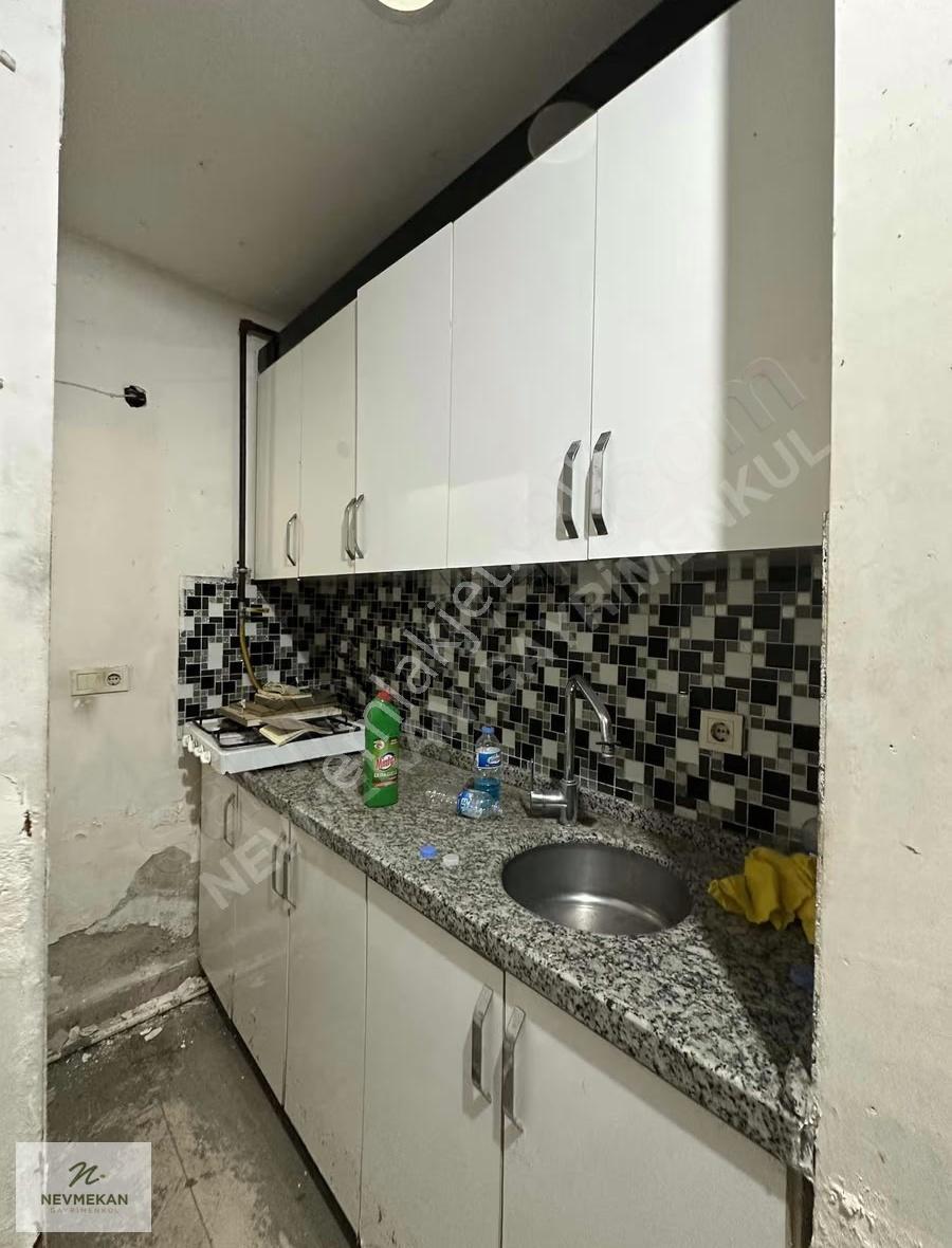 Nevmekan Gayrimenkulden Merkezi Yeni Binada 180m2 Kiralık Dükkan - Görsel 6