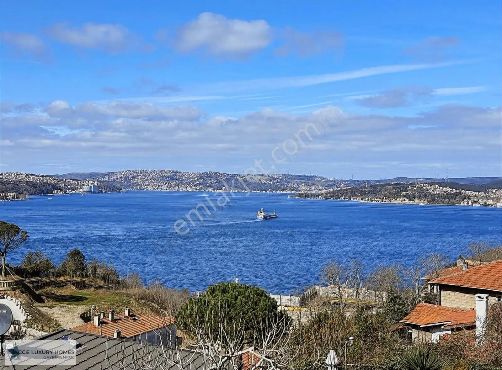 Beykoz'da , Panoramik Boğaz Manzaralı Mülk