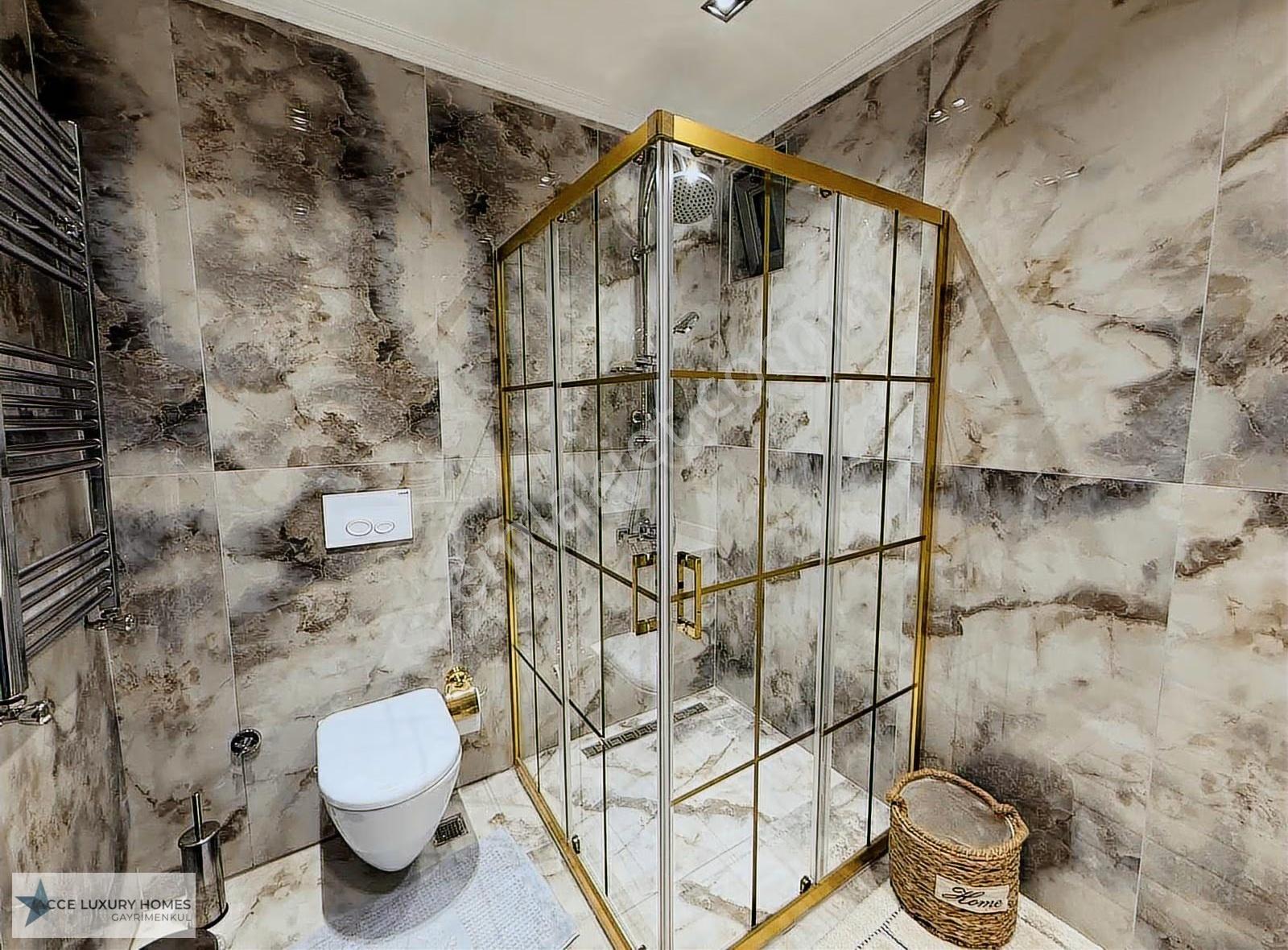 Acarkentte Güneycepheli Modern İç Mimarili Satılık Havuzlu Villa - Görsel 19