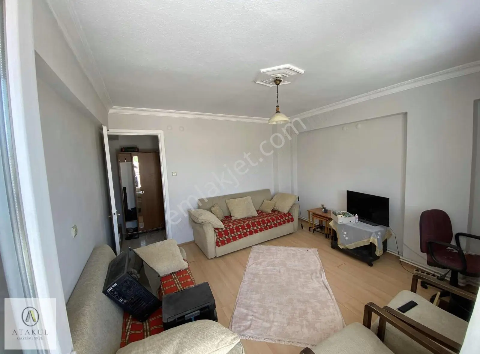 Atakul Gayrimenkul-çevikbir Meydan'da Eşyalı Teraslı 90m2 2+1 - Görsel 3