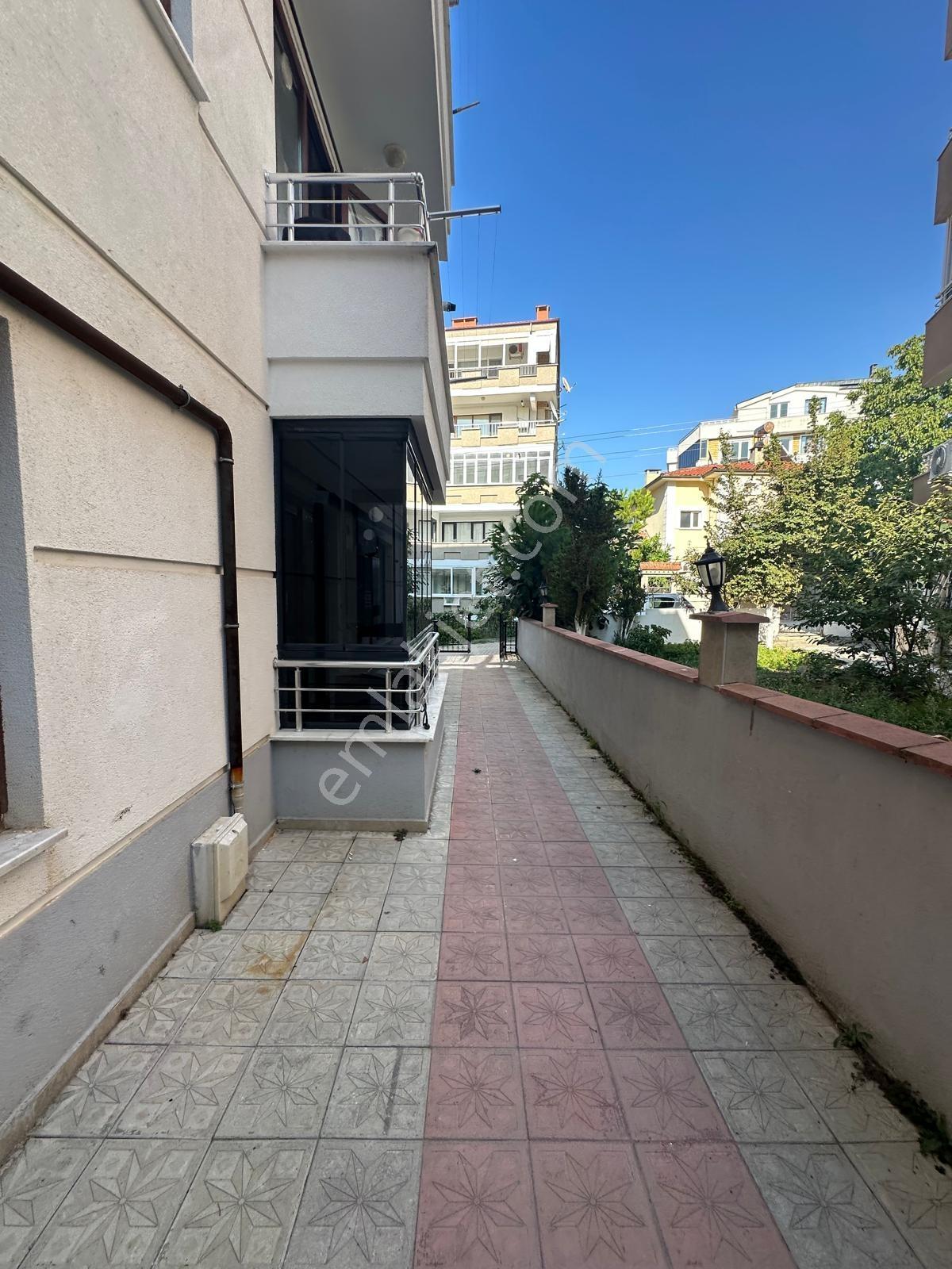 Ata Emlak'tan Yeni Binada 1+1 Giriş Kat 75 M2 Kiralık Daire - Görsel 16