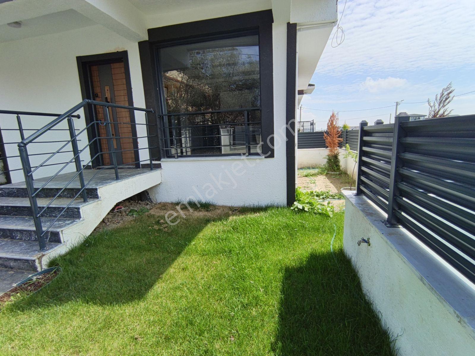 Saka Gayrimenkul'den Merkezi Konumda 4+1 Müstakil İskanlı Villa - Görsel 7