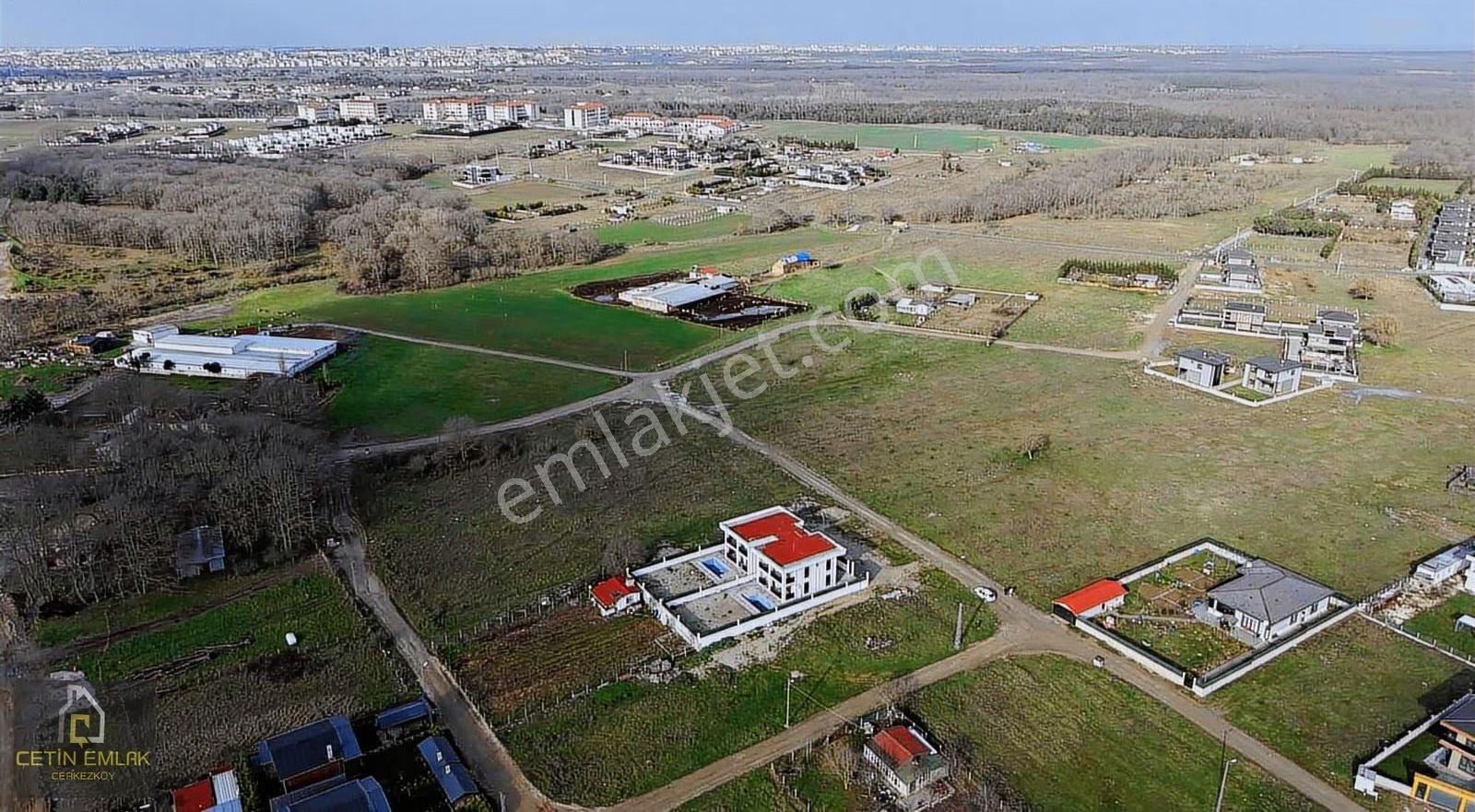 Çetin'den Ambardere 800m² Köşe Başı Cadde Cepe Villa İmarlı Arsa