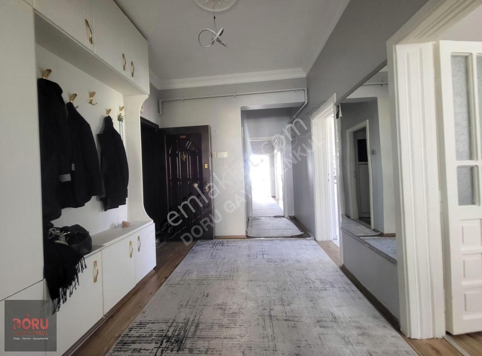 Çarşı Merkez Valiliğin Arka Cadede Geniş Full Yapılı Kiralık 3+1 - Görsel 29