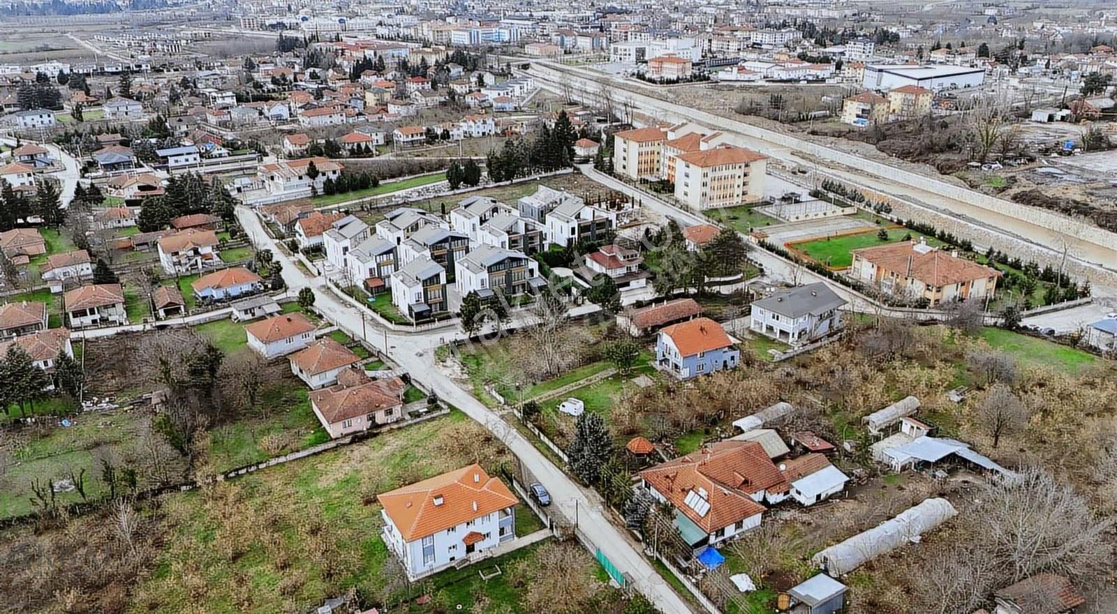 Acil Şıralıkta Net 480 M² Araç Takaslı Veya Nakit Satılık Arsa - Görsel 8