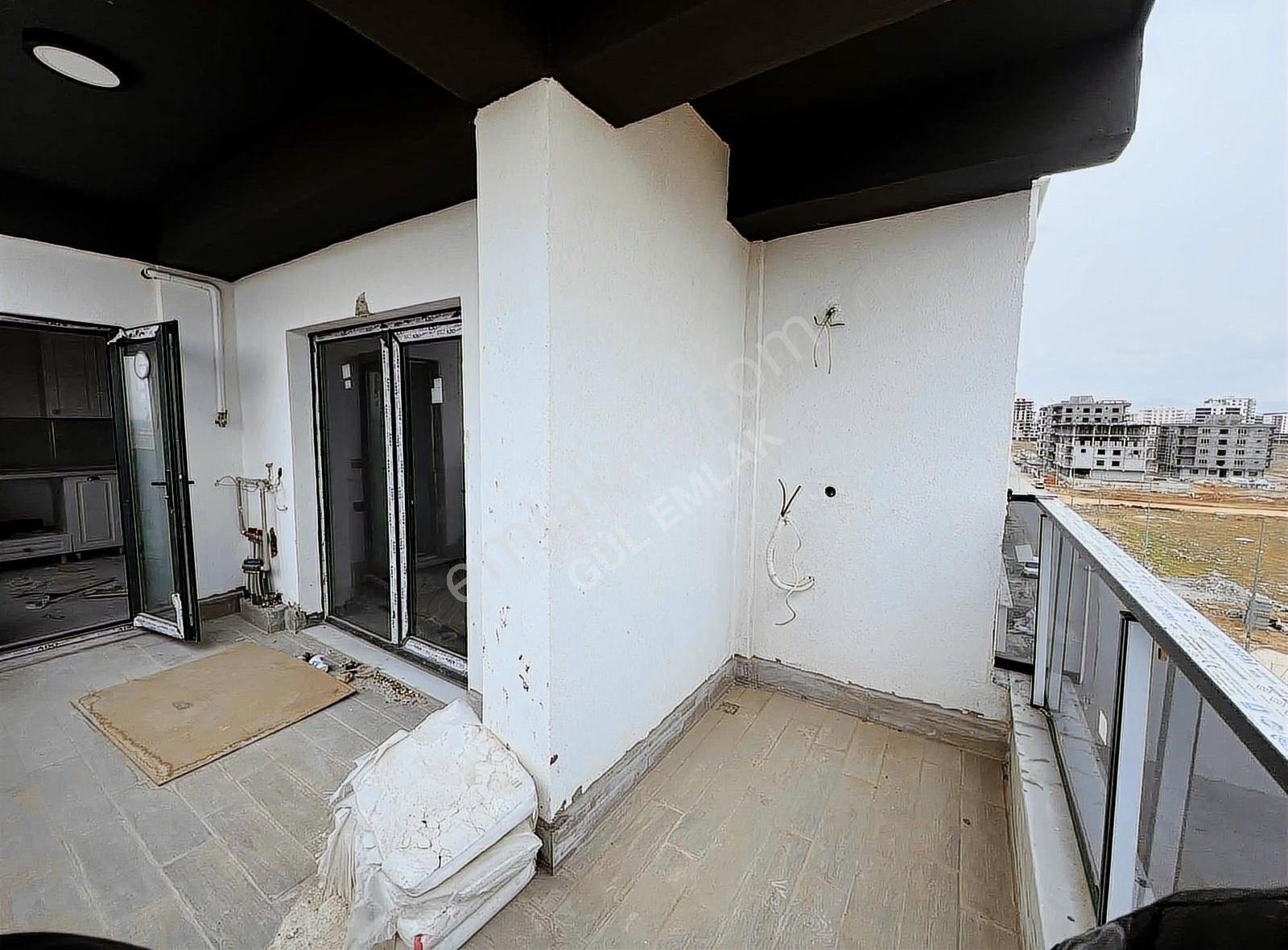 Gül Emlaktan Kiralık Lüks Daire Köşe Başı - Görsel 10