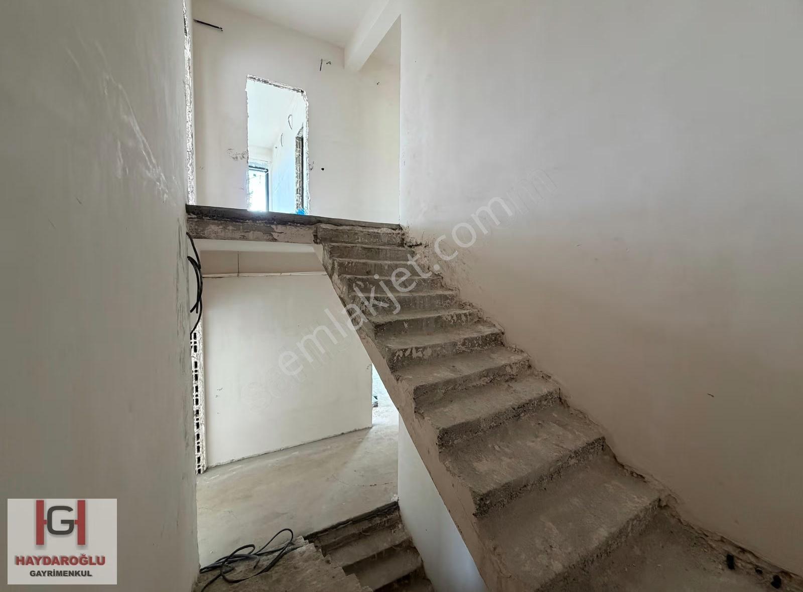 15 Temmuz Mah'de 4 Bloklu Site İçi Satılık Natmam 7+1 Villa - Görsel 20