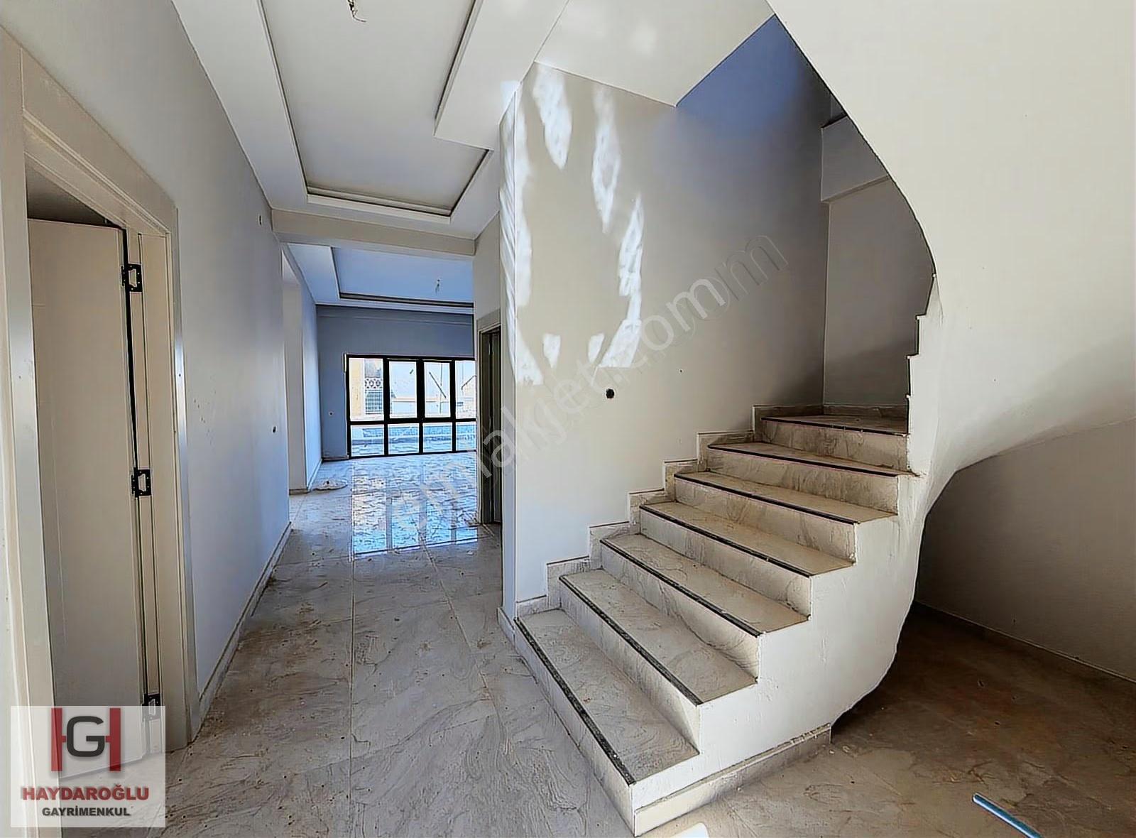 Mimar Sinan'da Site İçi Bireysel Havuzlu 4+1 Satılık Villa - Görsel 14