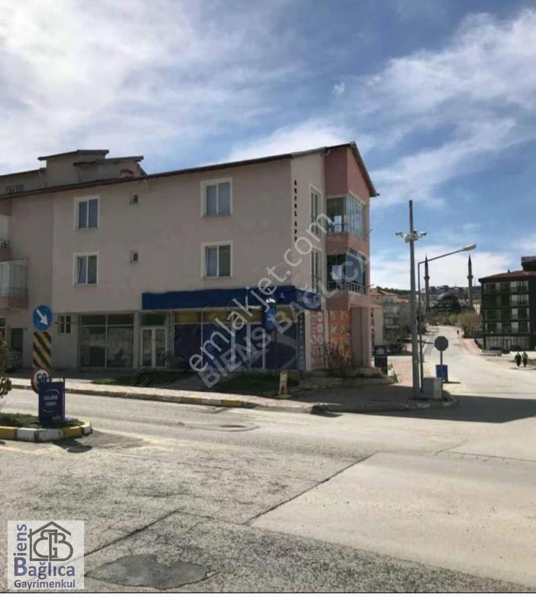 Şehir Hastanesi Yolu Üzerinde Satılık 240 M² Ticari Alan - Görsel 4