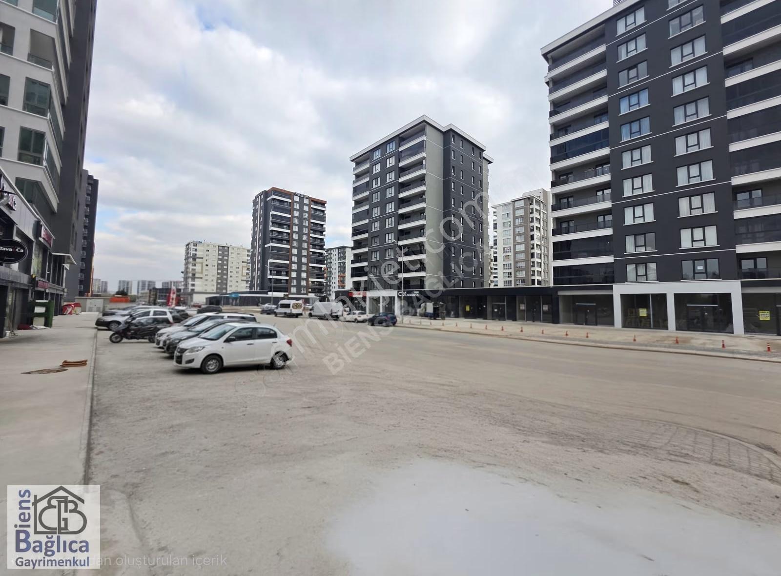Yeşilova'da Satılık Geniş Kullanım İmkanlı Dükkan/ofis - Görsel 19