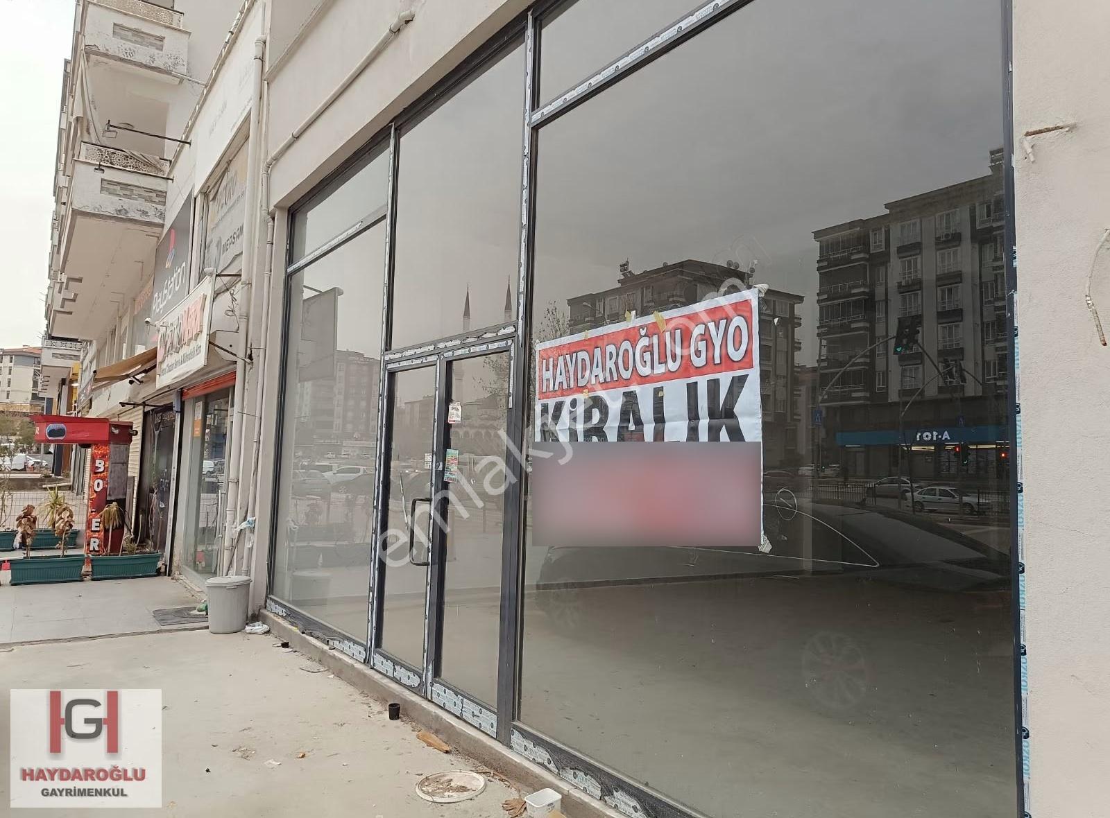 Gaziantep Karacaahmet Ana Caddede Geniş Cepheli Kiralık Dükkan - Görsel 8