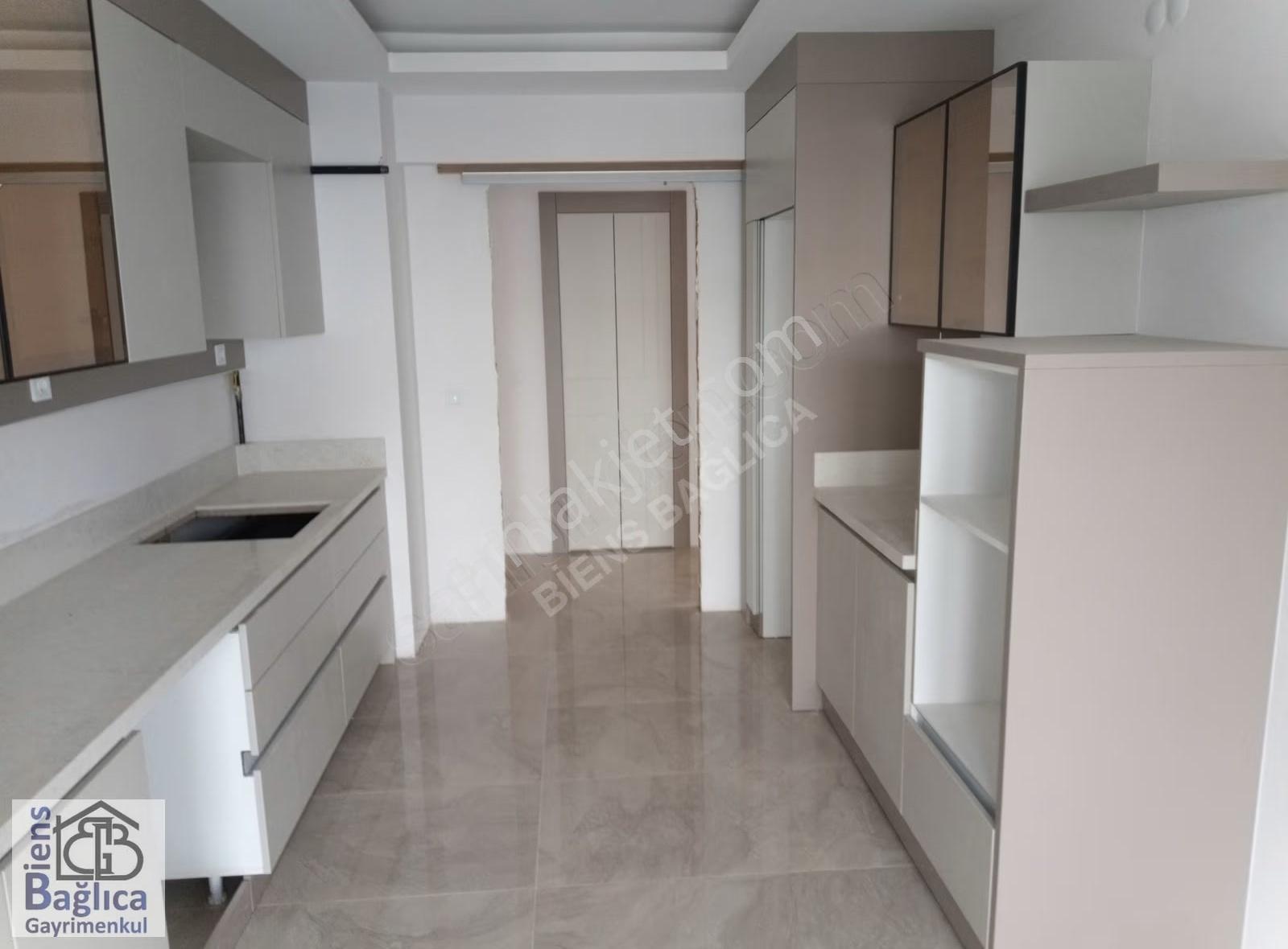 Biens'ten Bağlıca'da Cadde Üzeri Satılık Teraslı 3+1 Daire - Görsel 6