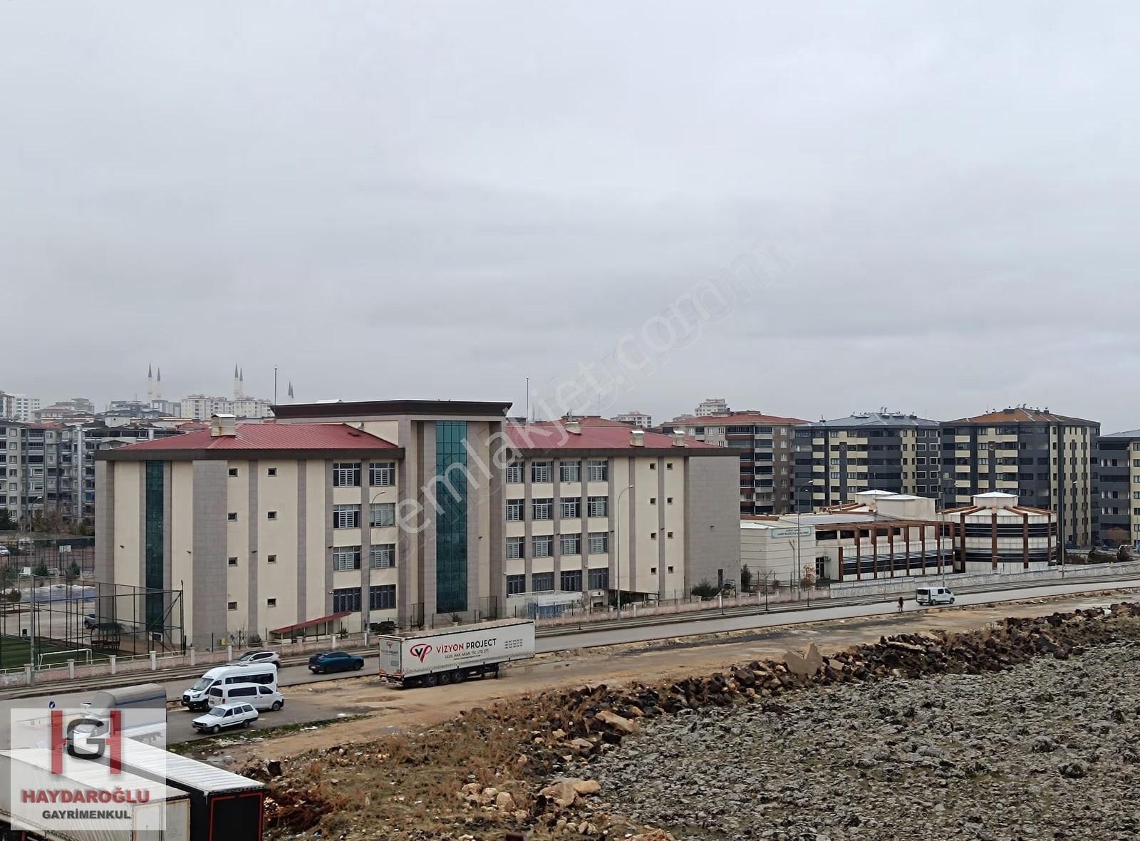 İbni Sina Mah'de Şehir Hastanesi Yanı 3+1 Satılık Daire