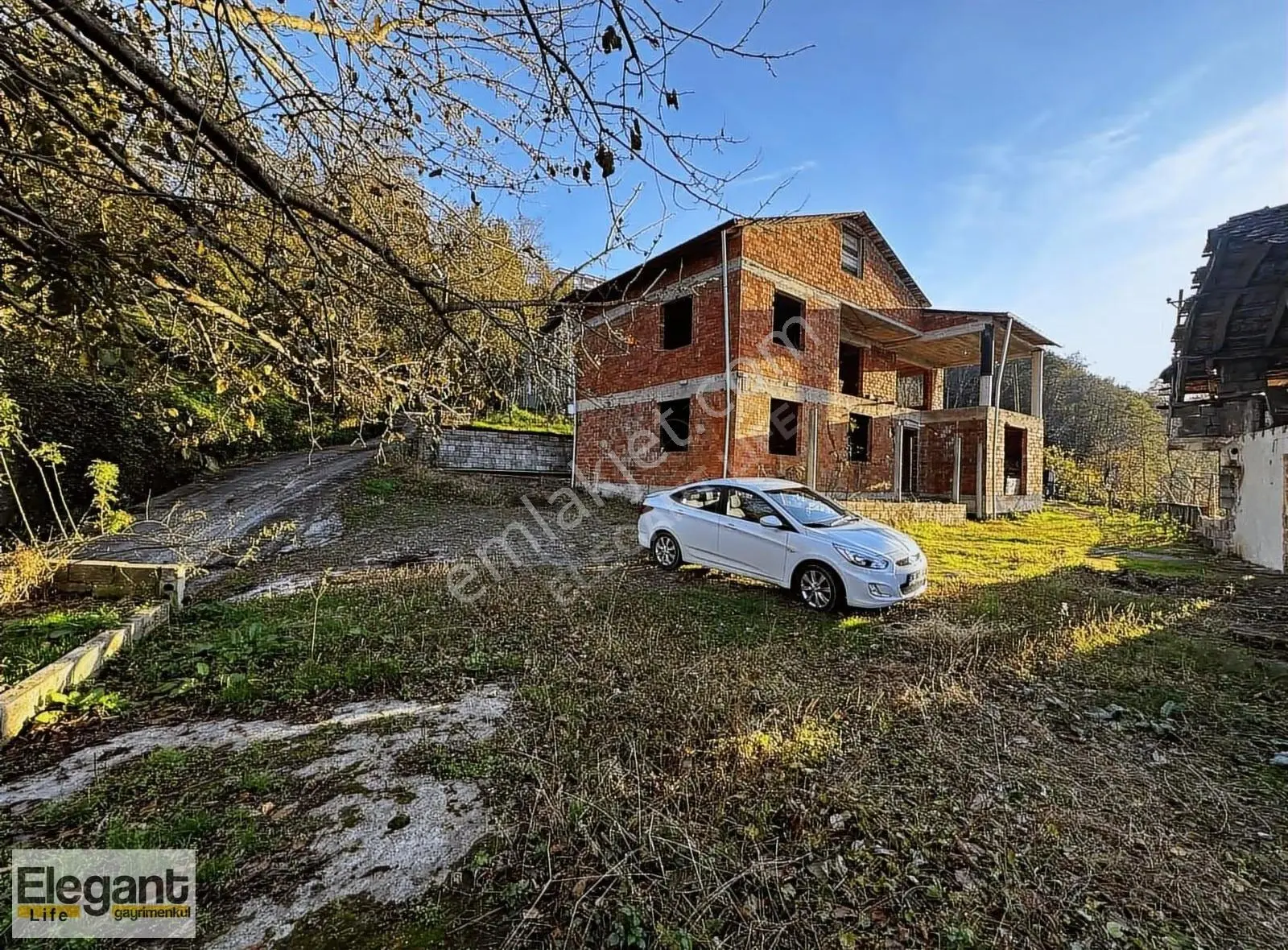 Elegant Life'dan Şehir Merkezi'ne 6 Km Satılık 900m2 Arsa Villa