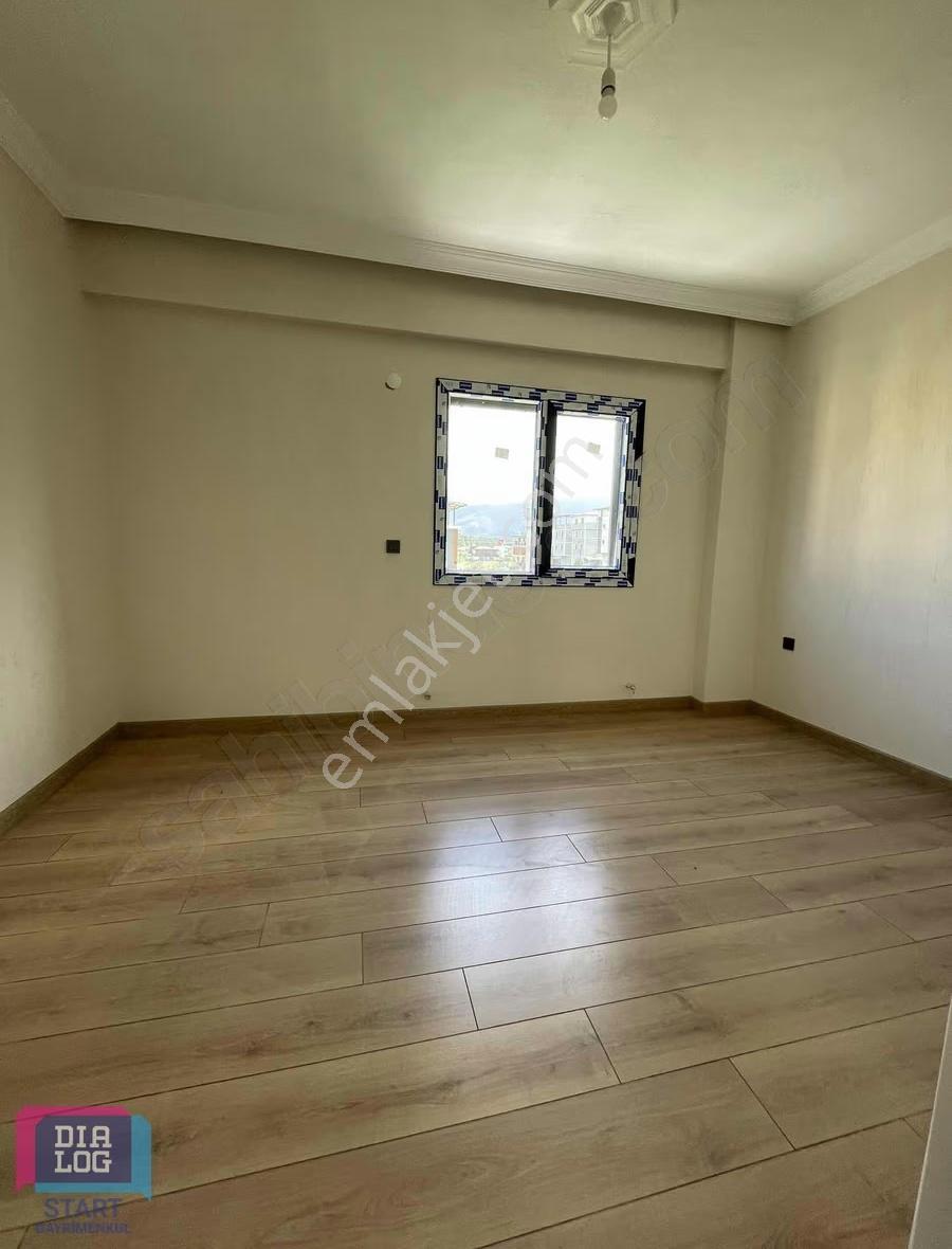 Kemalpaşa Örnekköyde Sıfır Lüks Satılık Villa - Görsel 20