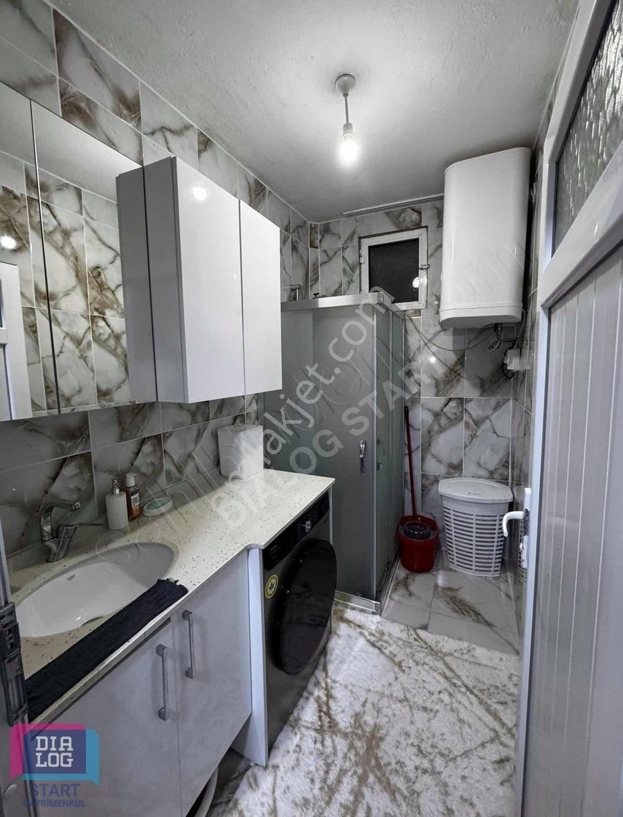 Bornova Altındağ'da 2.5 Kat Full Tadilatlı Satılık Müstakil Bina - Görsel 24