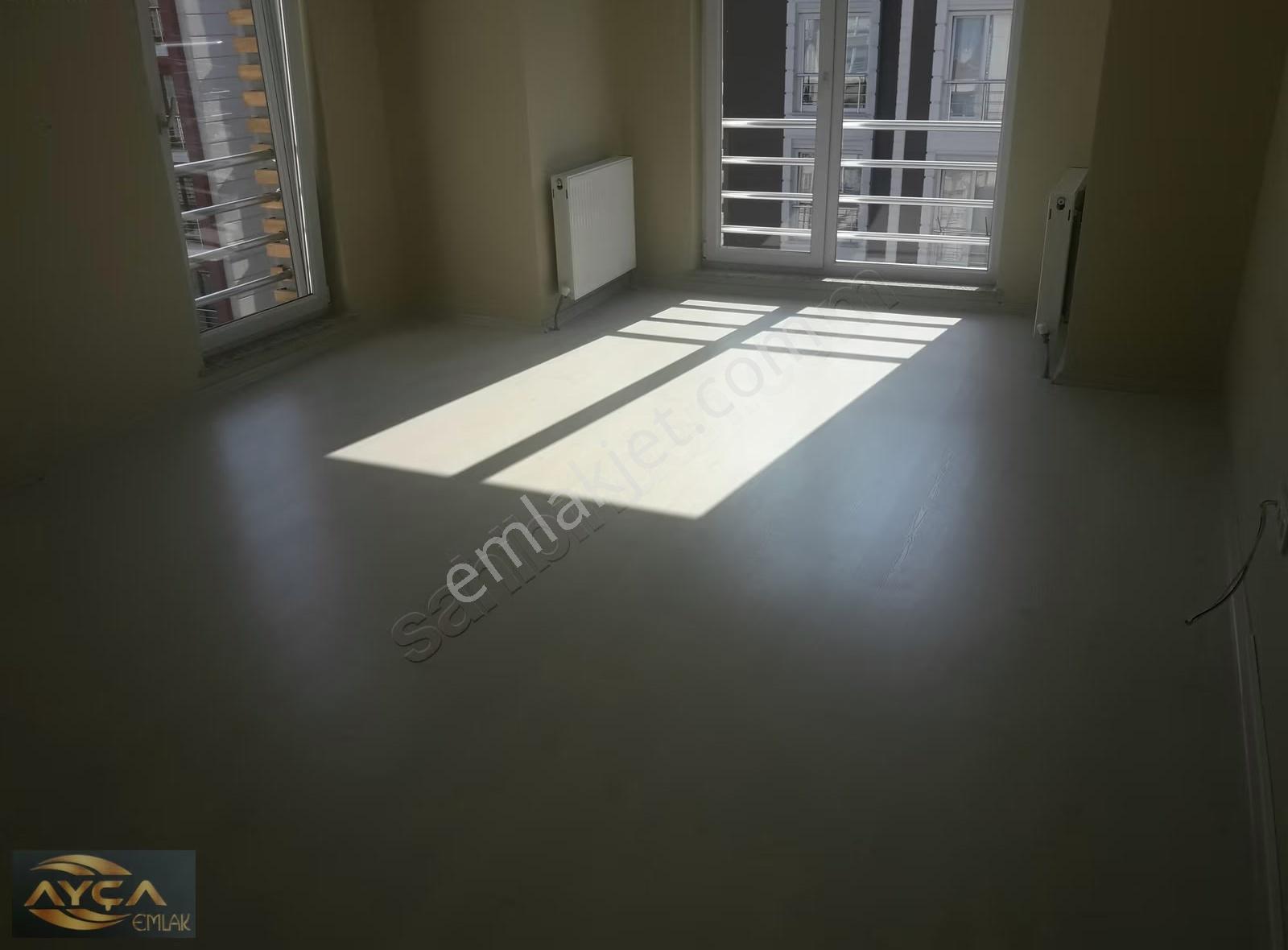 Donanımlı Sitede Ayçadan Satılık Geniş Kullanımlı Daire - Görsel 3