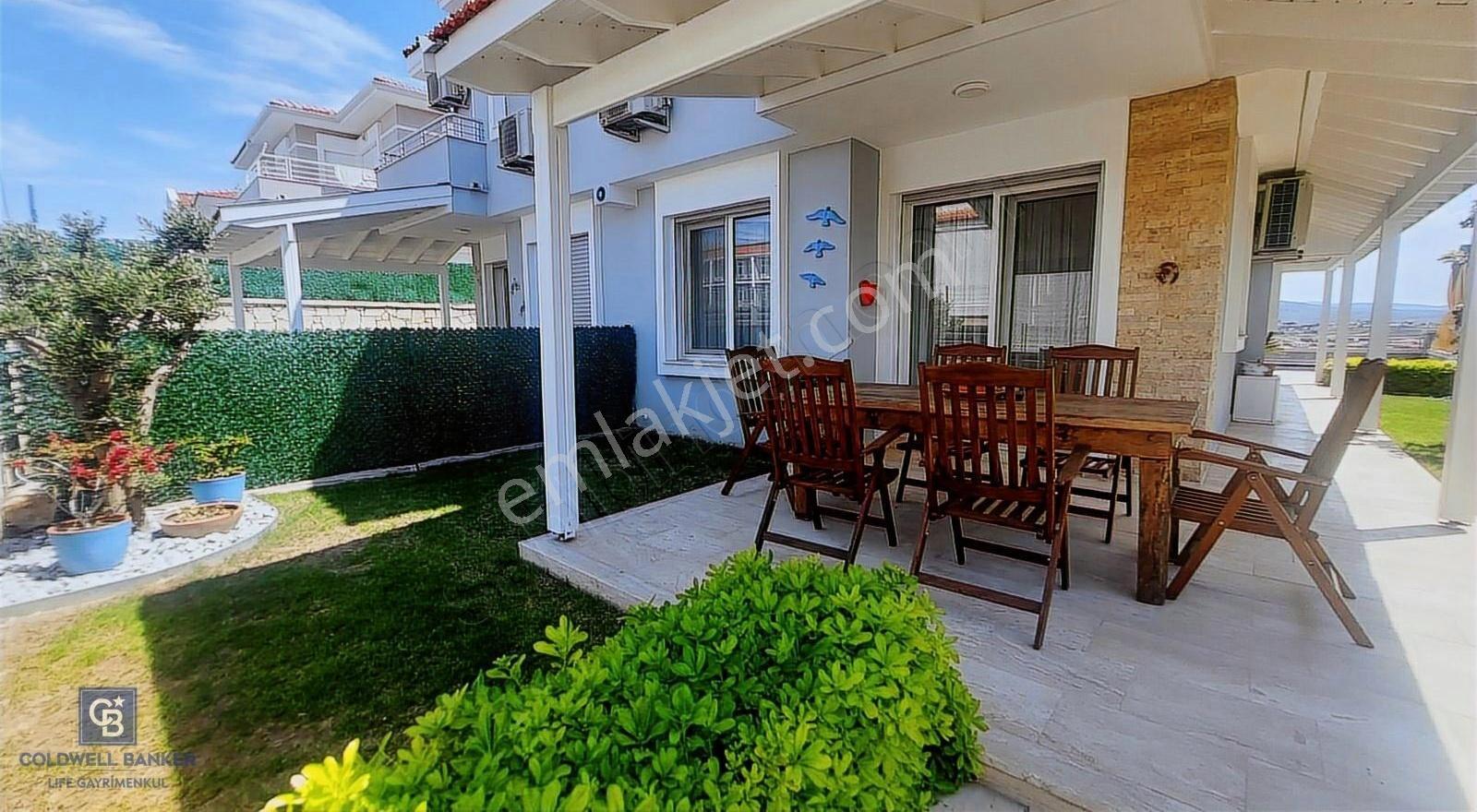 Alaçatı Da Müstakil Havuzlu Kiralık 3+1 Villa ! - Görsel 16