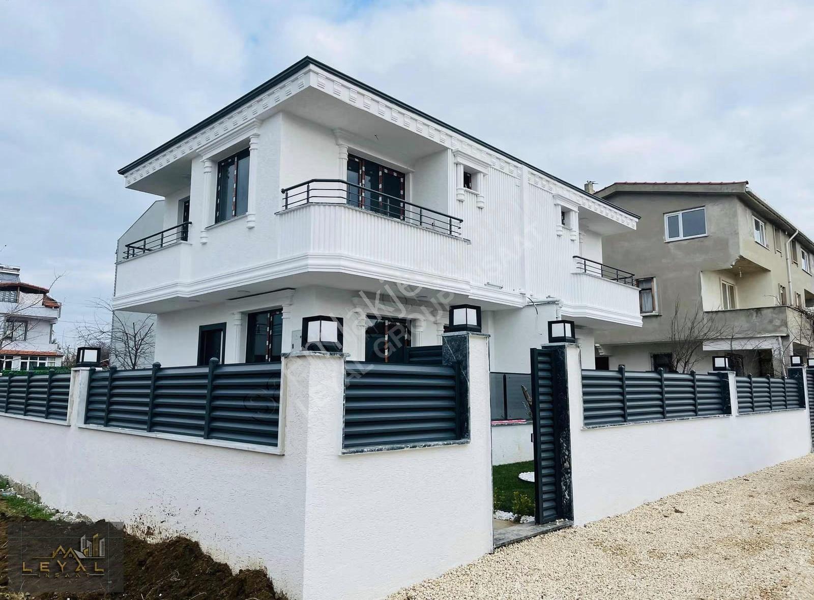 ▄▀▄ Leyalgrup▄▀▄caddeye Cphe Denize Yakın Müstakil Bahçeli Villa - Görsel 14