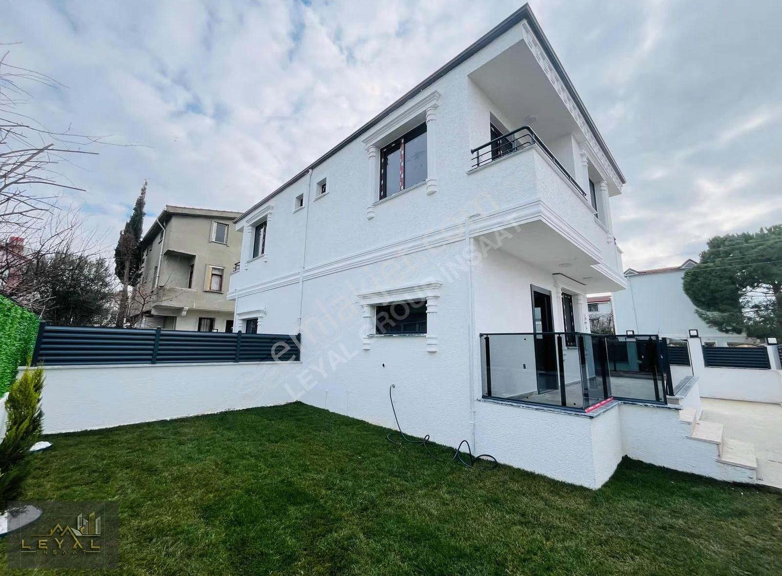 ▄▀▄ Leyalgrup▄▀▄caddeye Cphe Denize Yakın Müstakil Bahçeli Villa - Görsel 10