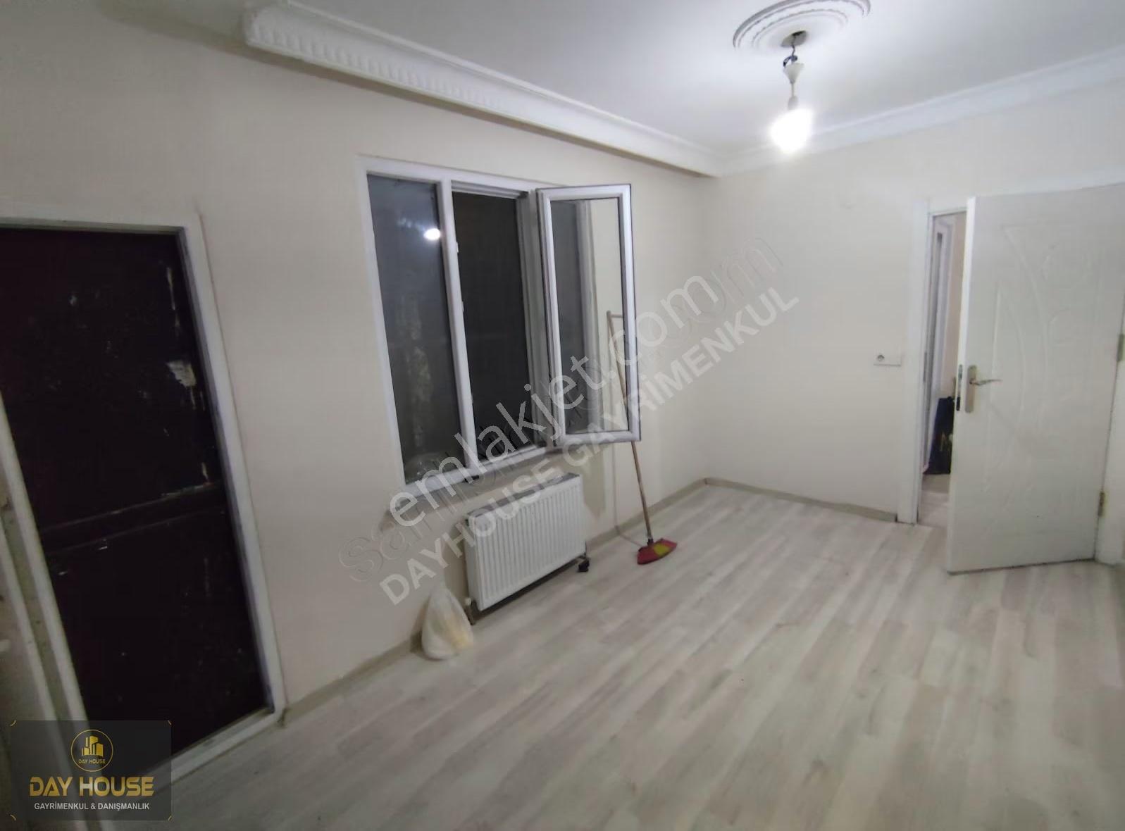 Esentepe Mahallesinde Satılık 8 Yaşında Asansörlü Bahçe Kat - Görsel 25