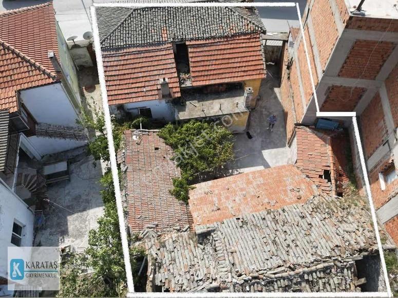Altınova Merkez'de İşlek Cadde Üzerinde Bahçeli Müstakil Taş Ev - Görsel 27