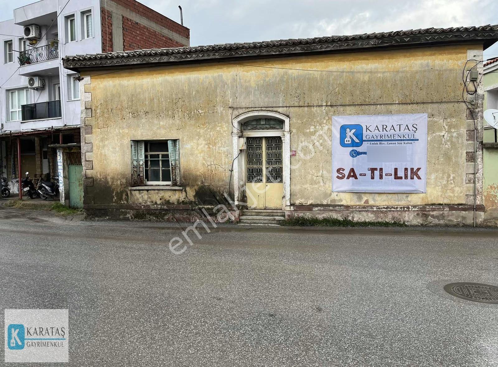 Altınova Merkez'de İşlek Cadde Üzerinde Bahçeli Müstakil Taş Ev - Görsel 19