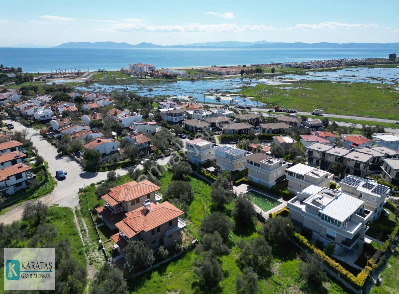 Sarımsaklıda Denize Yakın Geniş Oturumlu Villa Parseli - Görsel 11