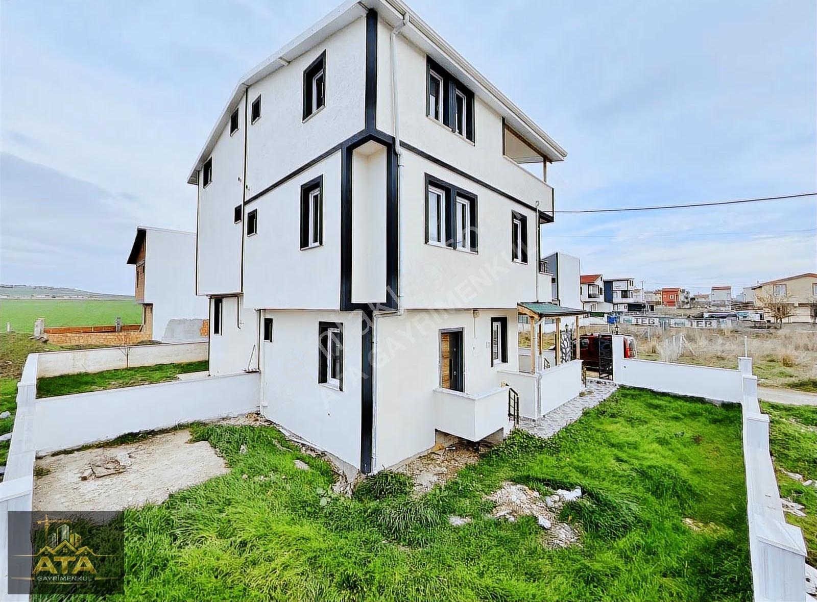 ^^ Geniş Bahçeli ^^ Merkezi Konumda Teraslı Harika Villa??? - Görsel 27