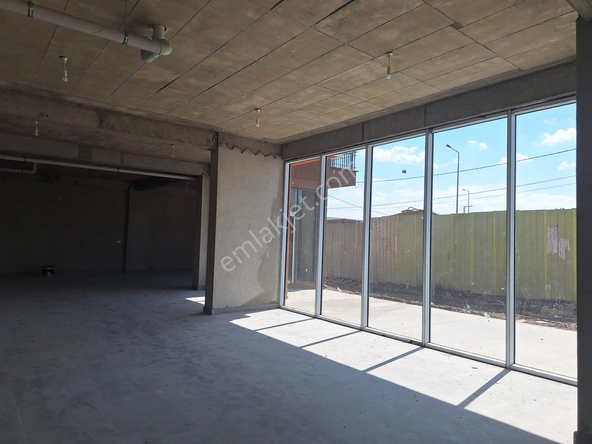 Hanlı'da Organize Sanayiye Ve Dört Yola Yakın Kiralık İş Yeri - Görsel 9