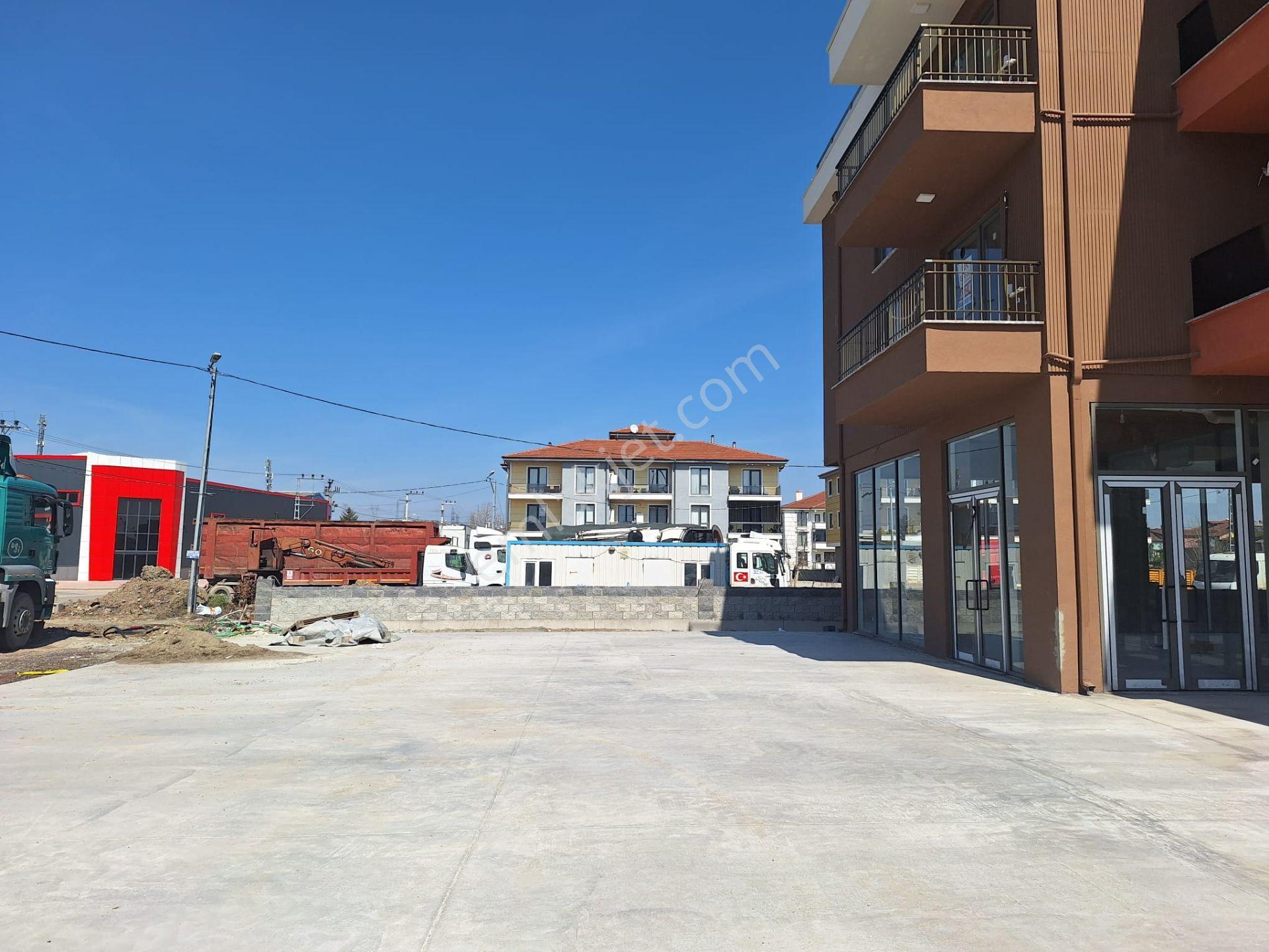 Hanlı'da Organize Sanayiye Ve Dört Yola Yakın Kiralık İş Yeri - Görsel 7