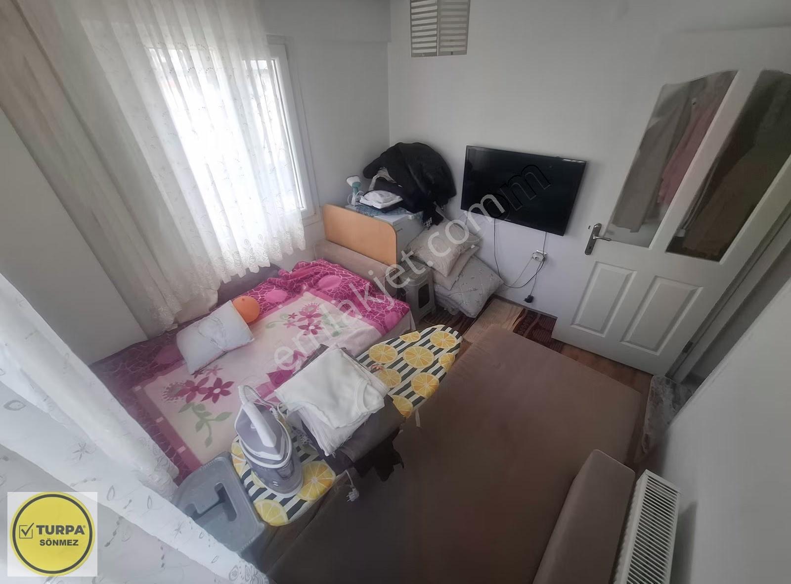 Menderes'te Krediye Uygun, Bakımlı 3+1 Bahçe Manzaralı Daire - Görsel 2