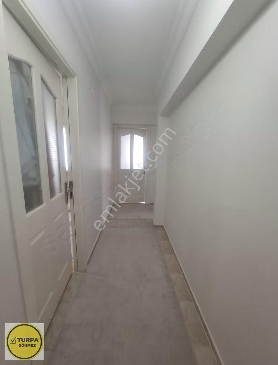 Menderes'te Krediye Uygun, Bakımlı 3+1 Bahçe Manzaralı Daire - Görsel 29