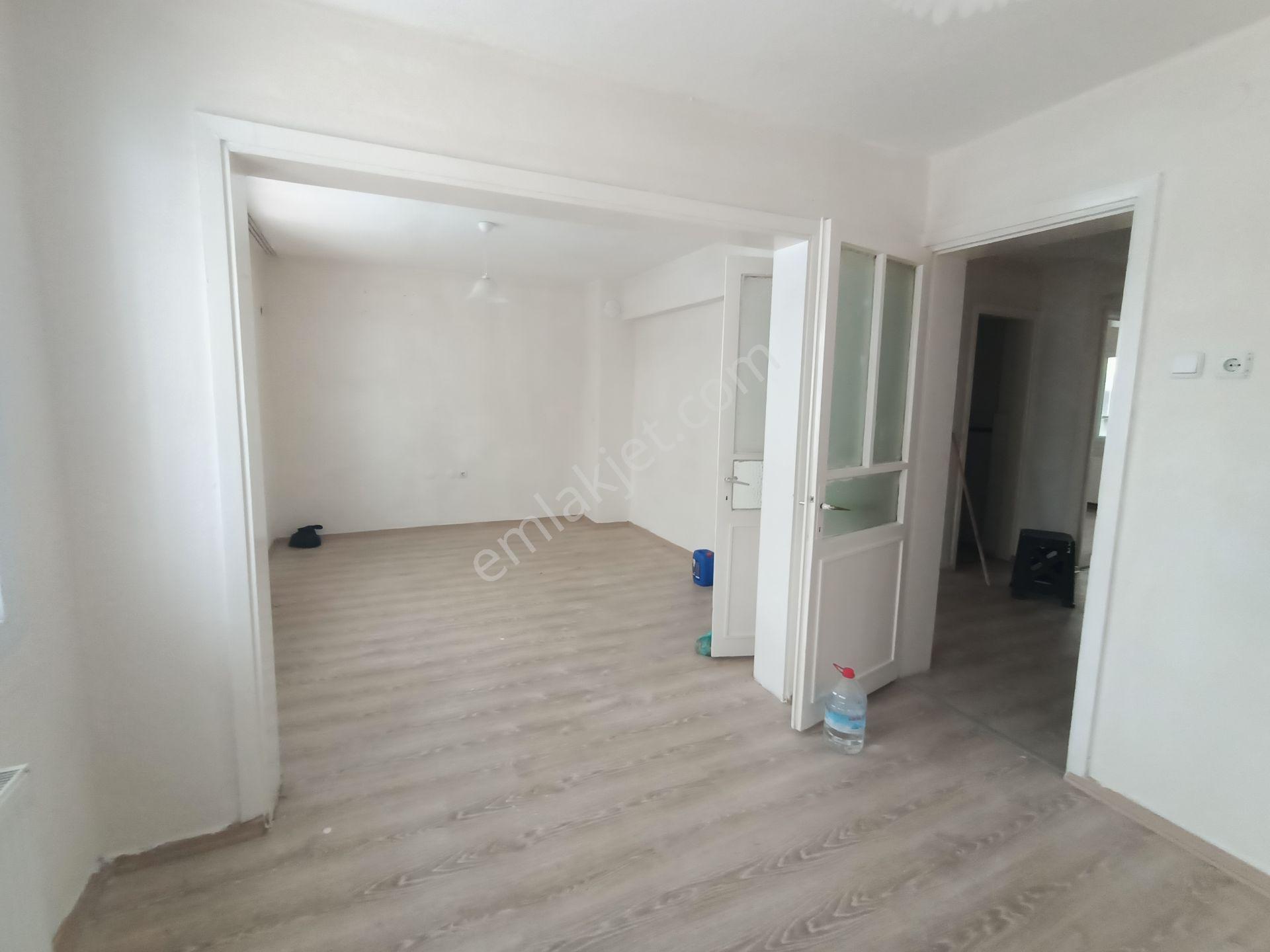 Cafe Sera Yakını Mantolamalı Binada Yüksek Zemin Kiralık Daire - Görsel 8