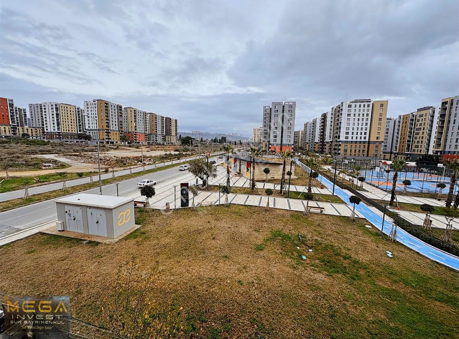 Mega İnvest' Den Sur Yapı'da Önü Ful Açık Satılık 2+1 Daire
