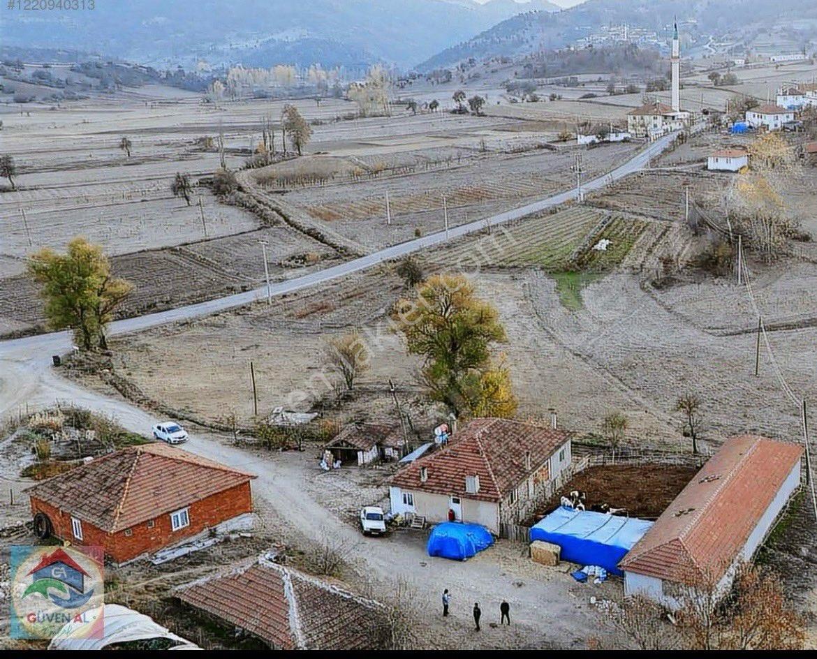 Sındırgı Yüreğil Alan Mh De Satılık Müstakil Ev - Görsel 4