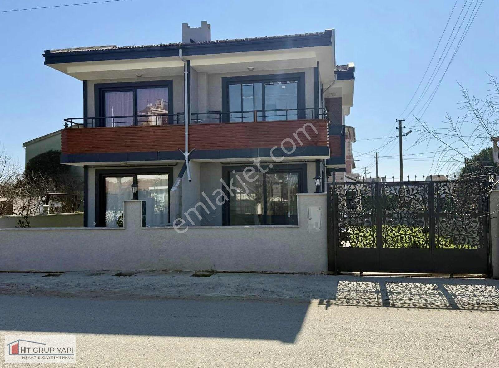 ▅▇ht Grup▇▅köşebaşı Geniş Bahçeli Denize Yakın Villa - Görsel 12