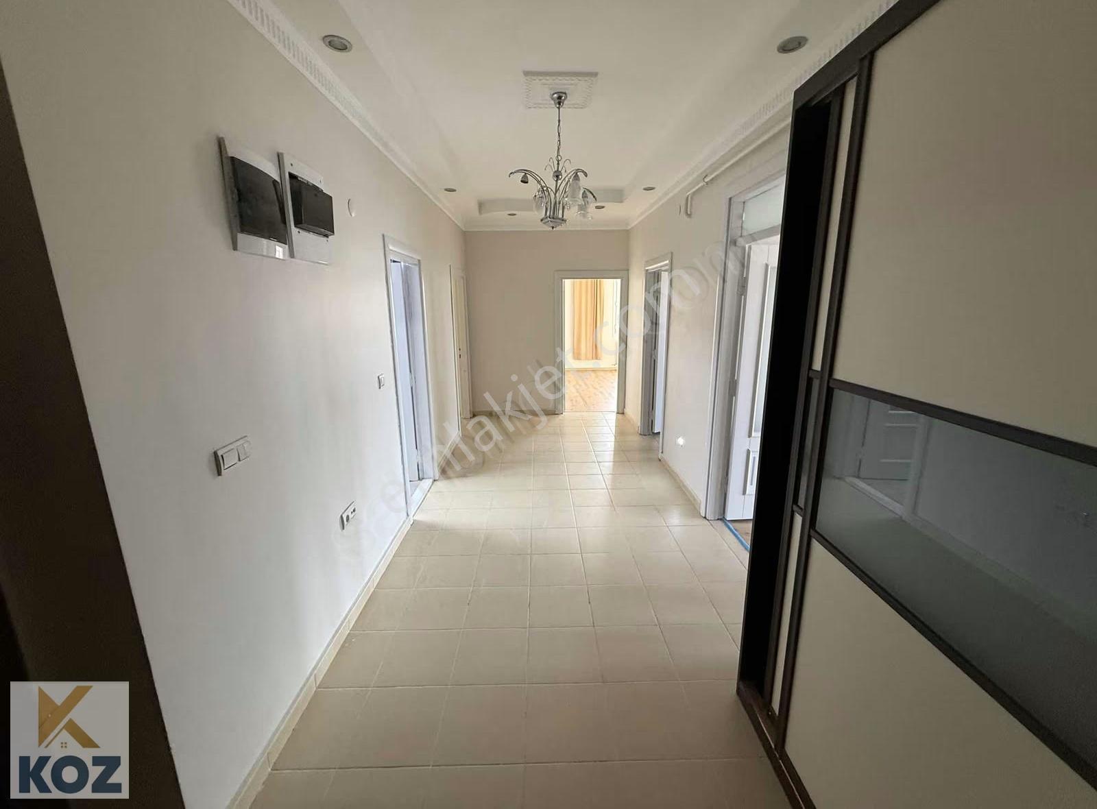 Koz Emlak'tan Fahri Kayahan Blv. 4.5+1 Kiralık Daire - Görsel 15