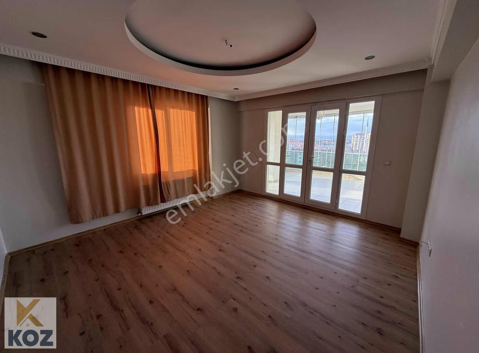 Koz Emlak'tan Fahri Kayahan Blv. 4.5+1 Kiralık Daire - Görsel 14