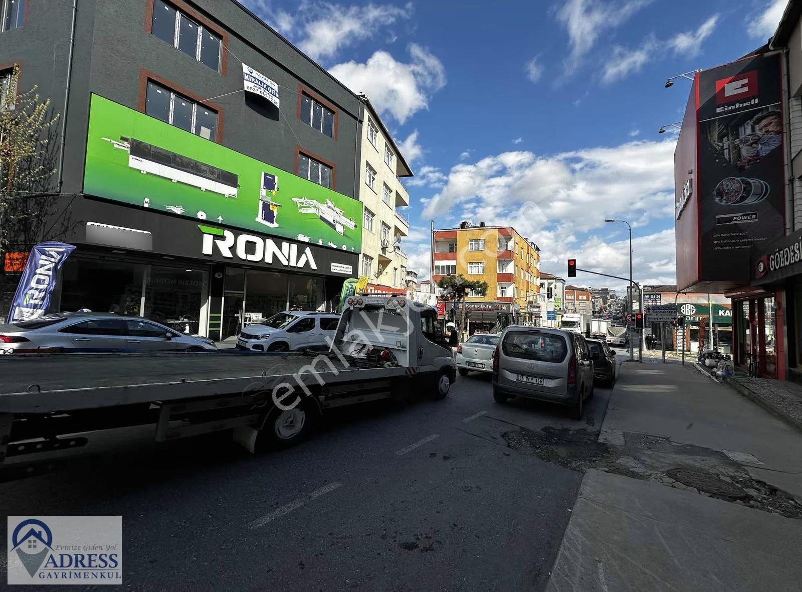 Natoyolu Caddesinde 230 Metrekare Kiralık Ofis Katı