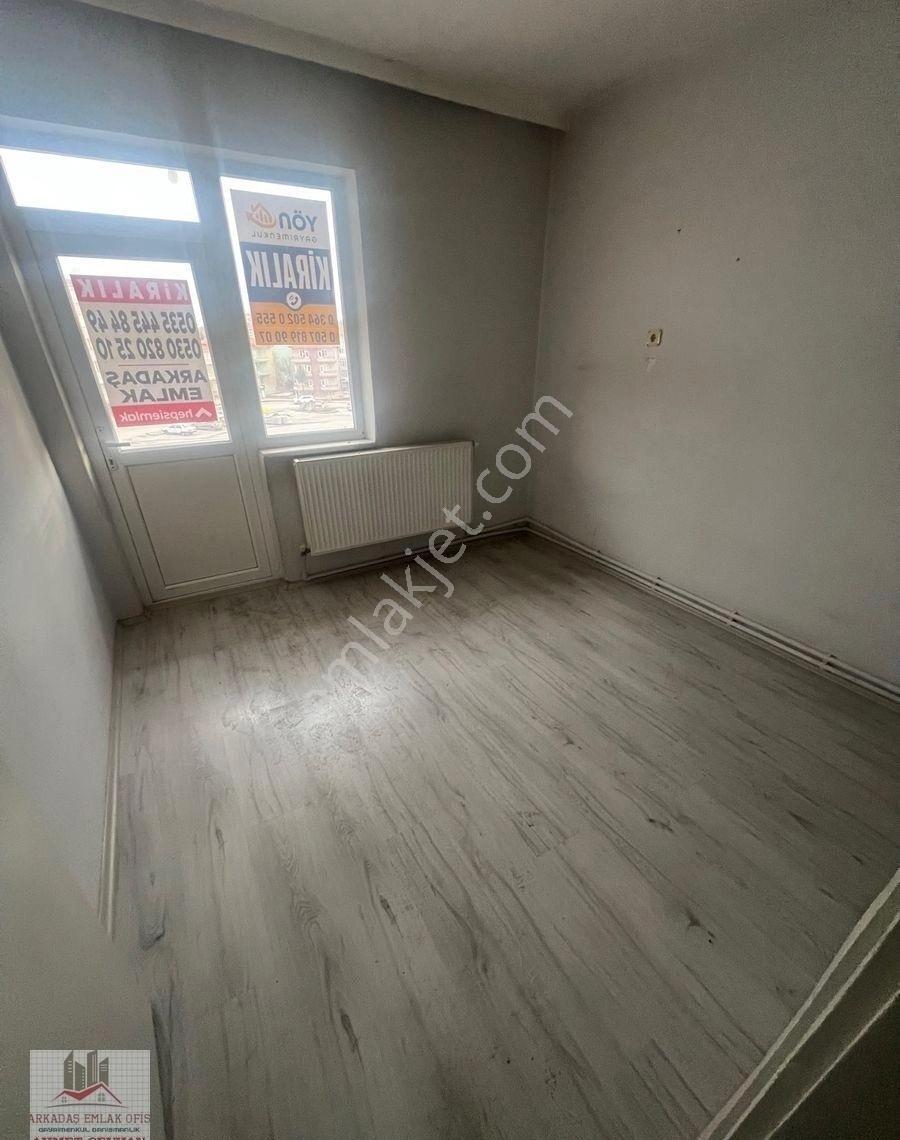 Arkadaş Emlaktan Cumartesi Pazarı Çevresinde 2+1 Kiralık Daire - Görsel 4