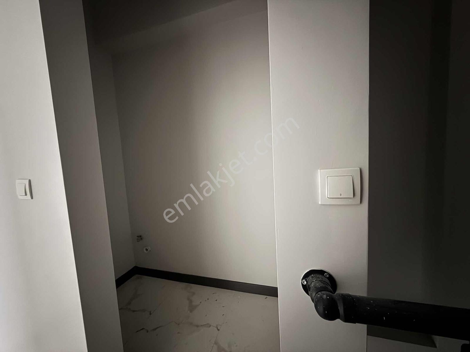 Uzunçiftlik Hasanpaşada 2+1 Çatı Dubleks 102 M² - Görsel 11