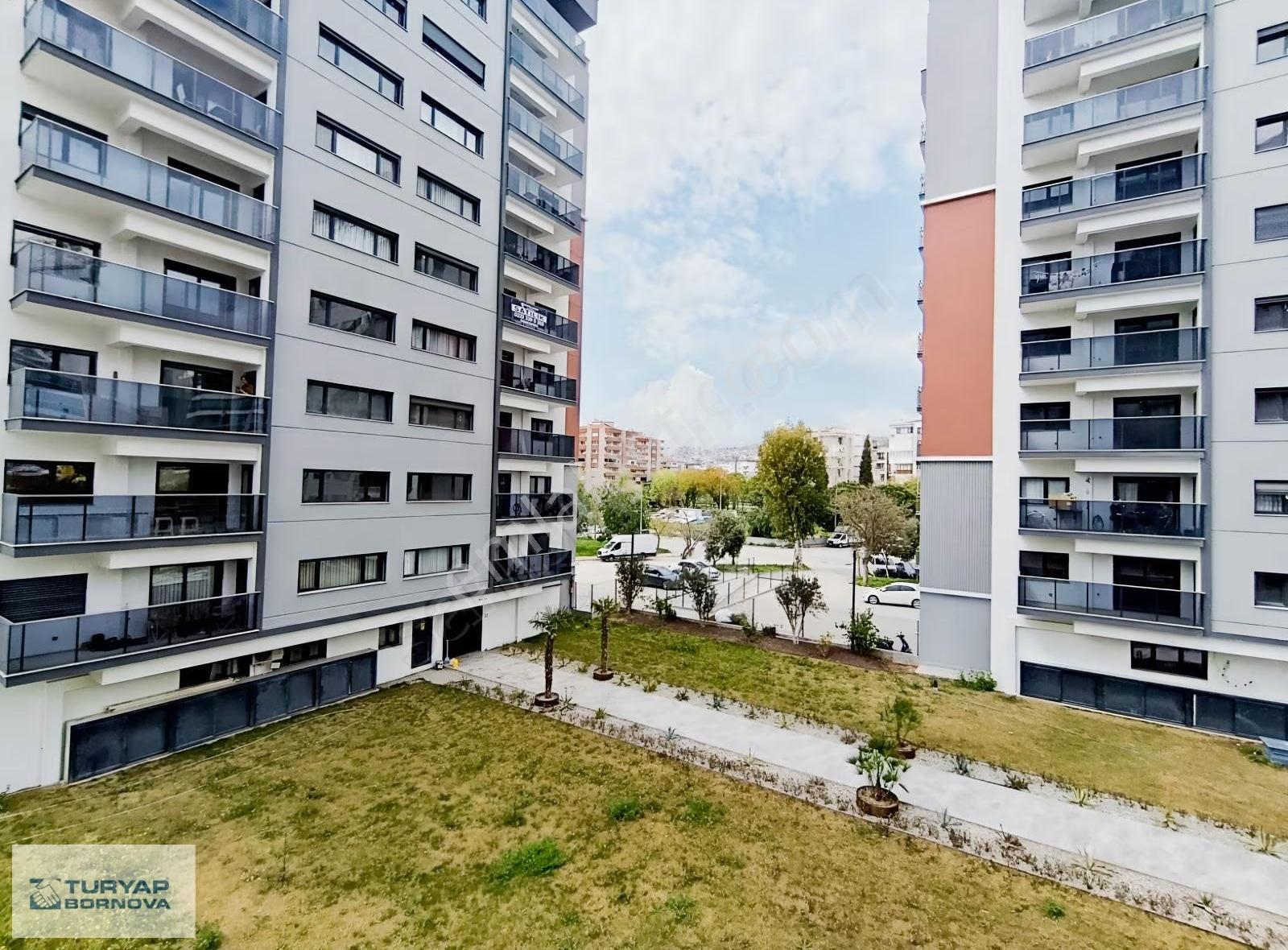 Bayraklı'da Merkezi Lokasyonda Satılık 3+1 Sıfır Daire - Görsel 27