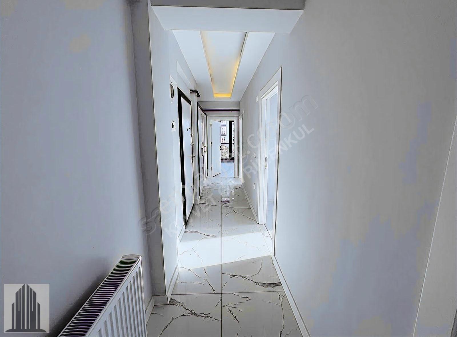 Kuvvet Den Salon Mutfak Ayrı Sıfır Çift Balkonlu 2+1 Daire.!! - Görsel 32