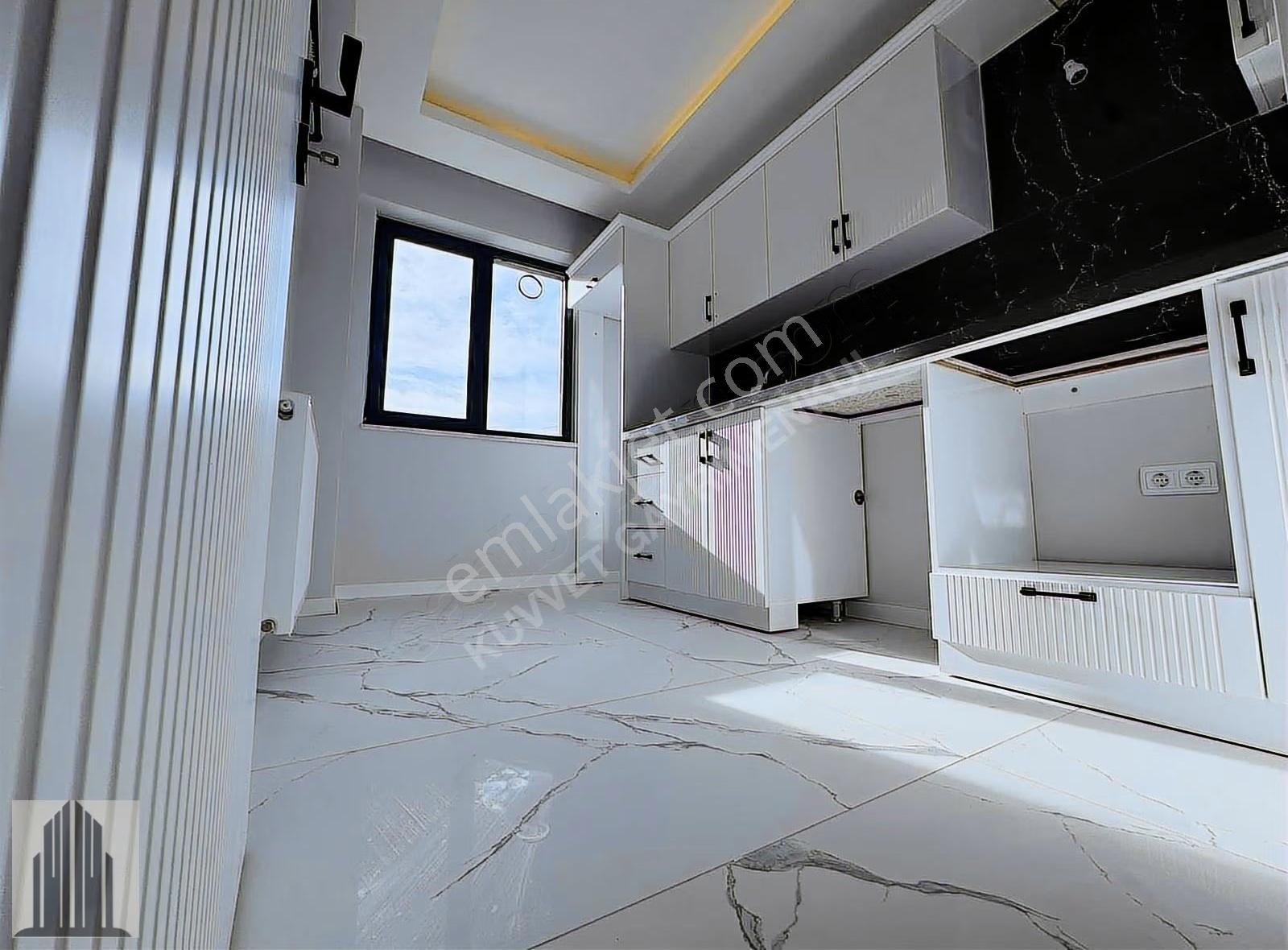 Kuvvet Den Salon Mutfak Ayrı Sıfır Çift Balkonlu 2+1 Daire.!! - Görsel 8