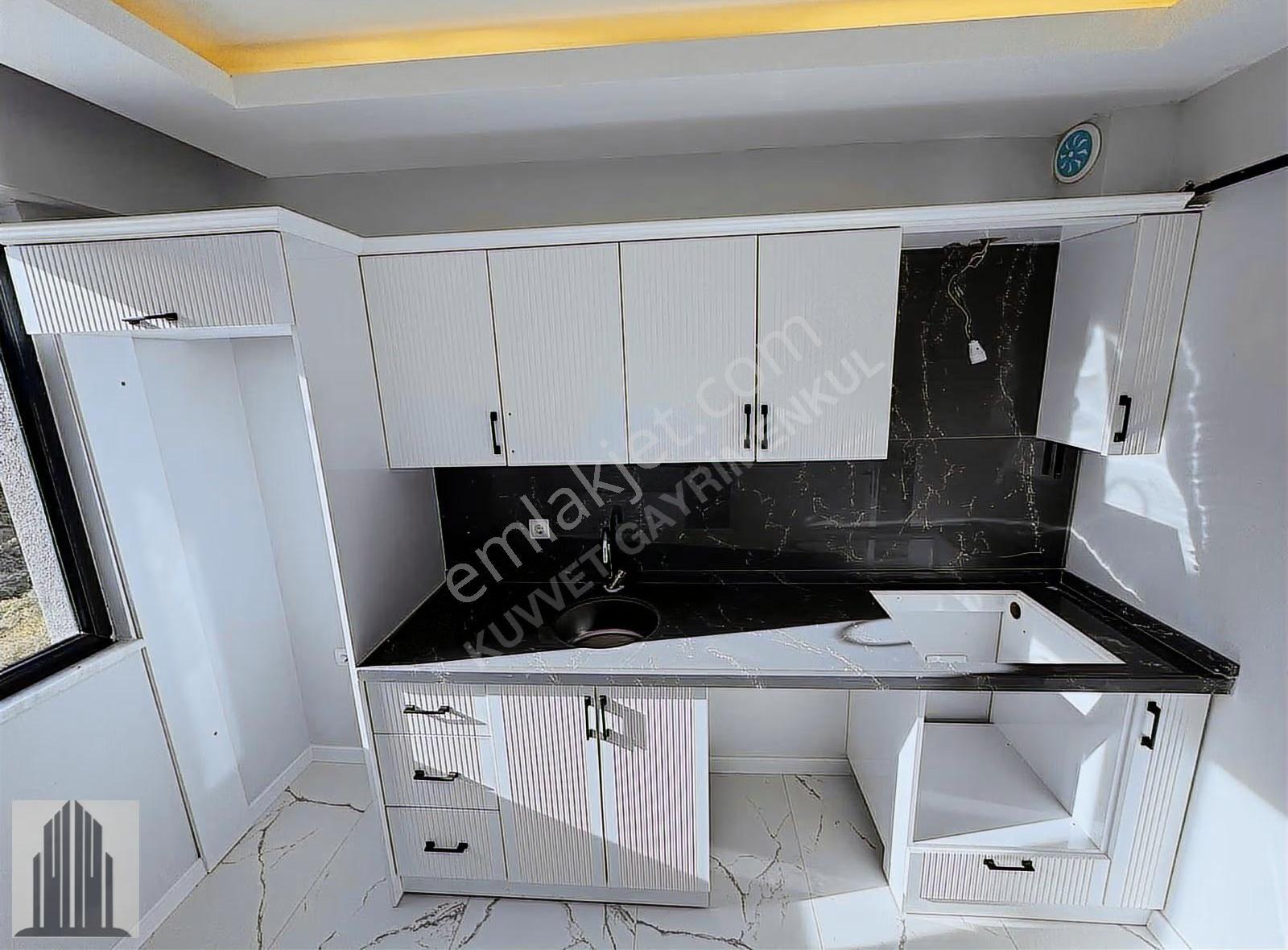 Kuvvet Den Salon Mutfak Ayrı Sıfır Çift Balkonlu 2+1 Daire.!! - Görsel 9