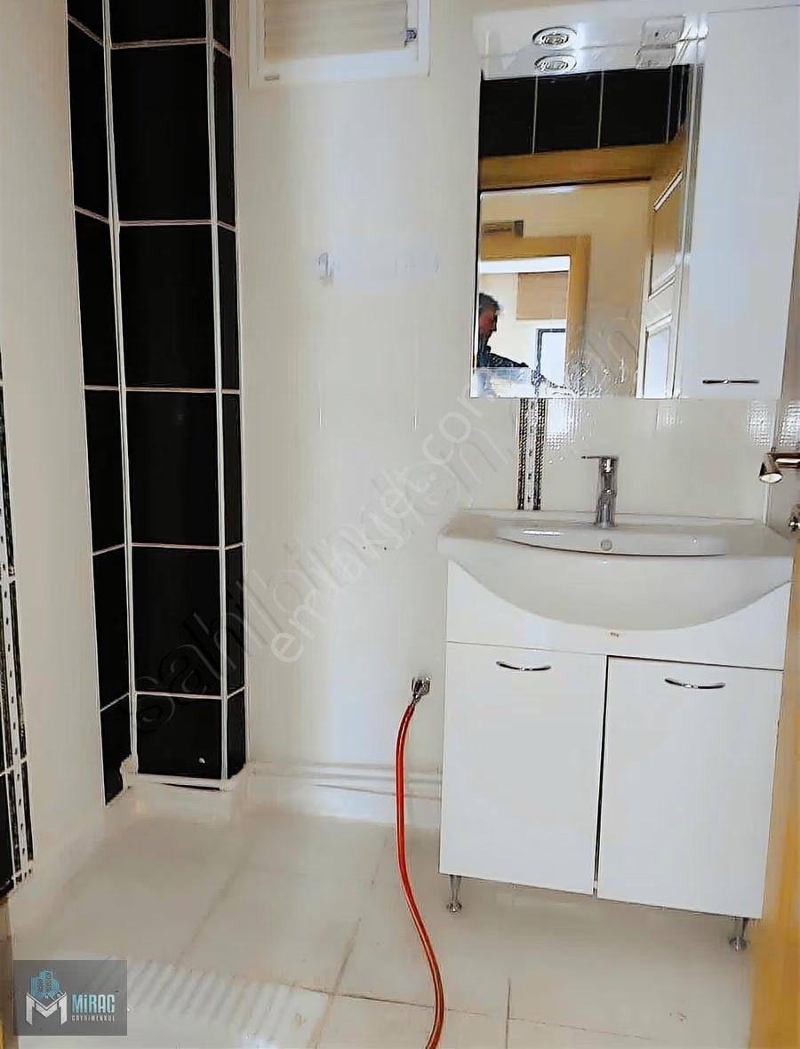 Pınarbaşı Mahallesi Nişantaşı Plazada Satılık 2+1 Home Ofis - Görsel 5